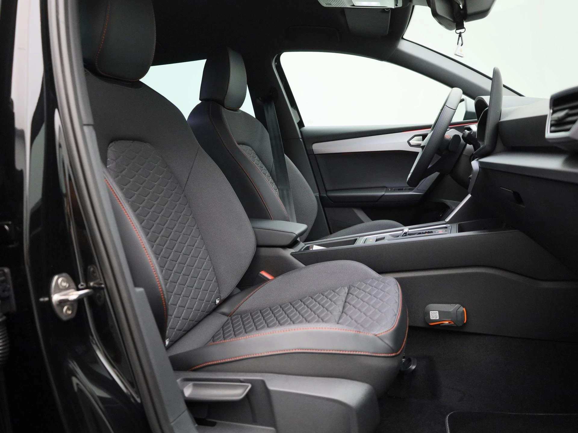 SEAT Leon Sportstourer 1.5 TSI e-Hybrid FR Business