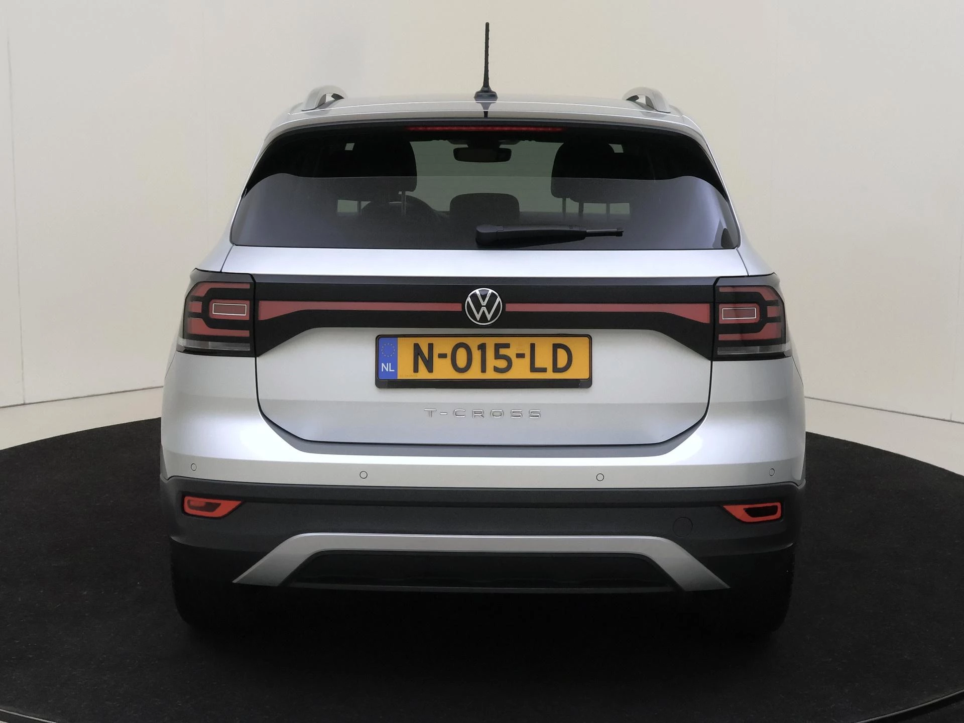 Volkswagen-T-Cross-image-6