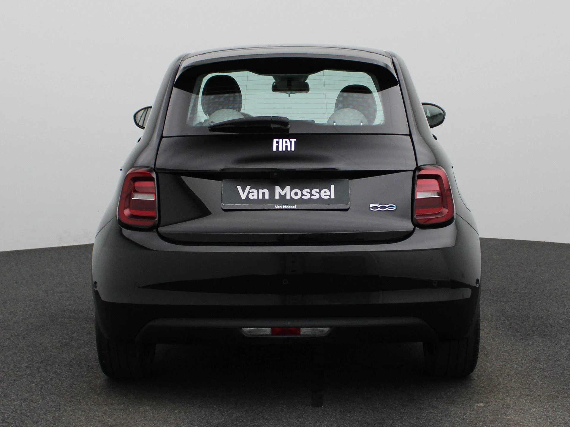 Fiat-500e-image-4