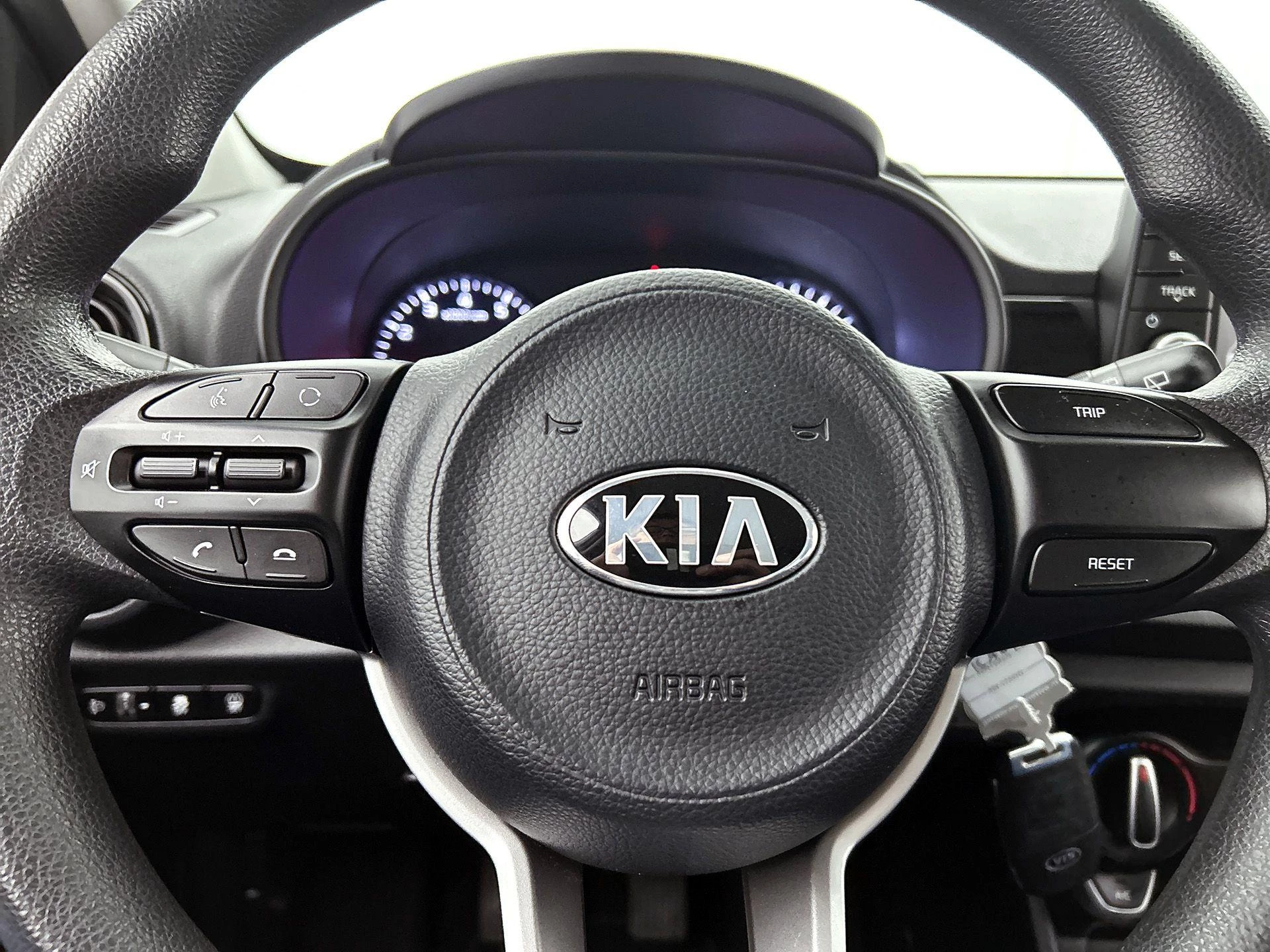 Kia-Picanto-image-27