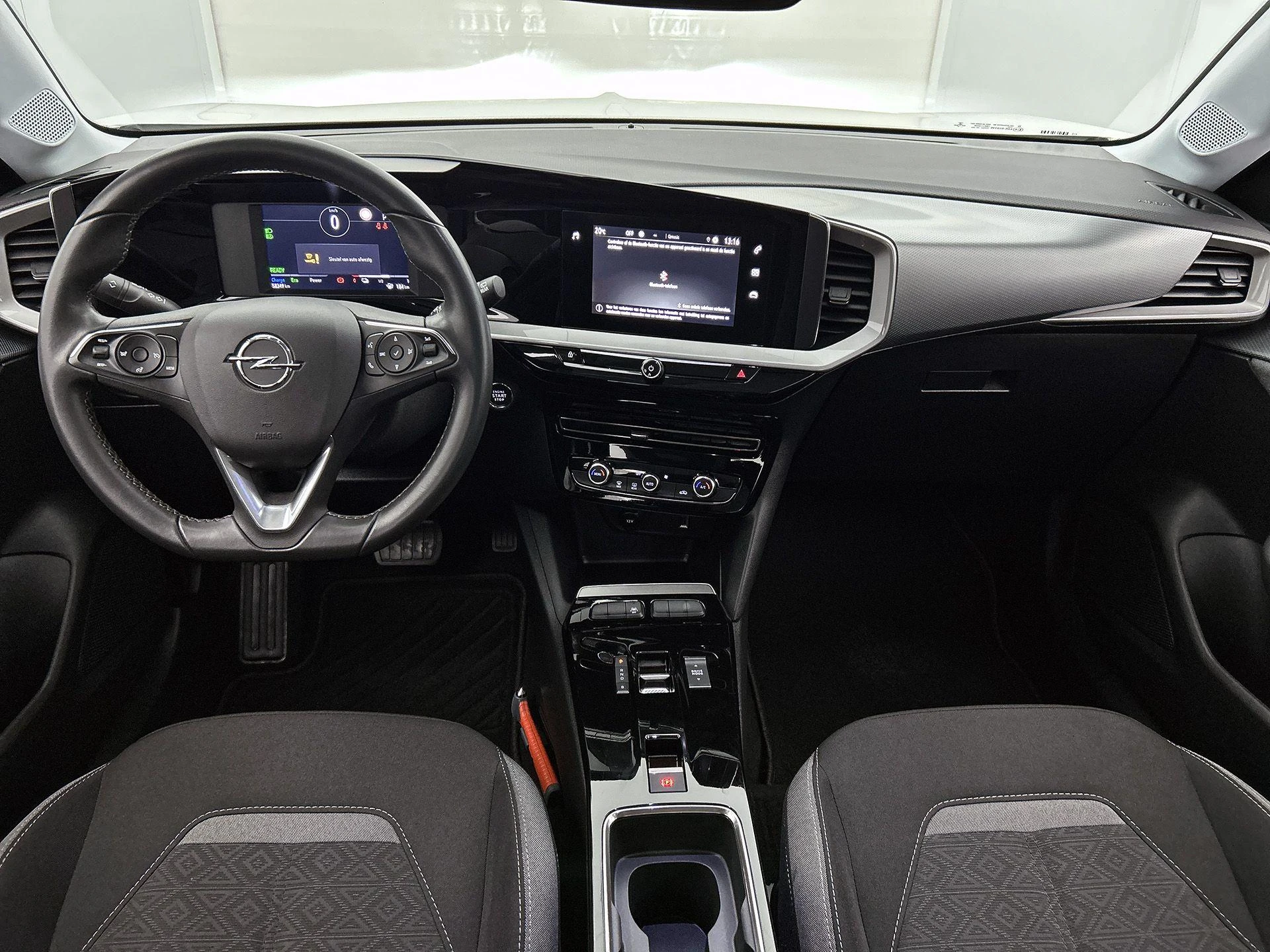 Opel-Mokka-e-image-18