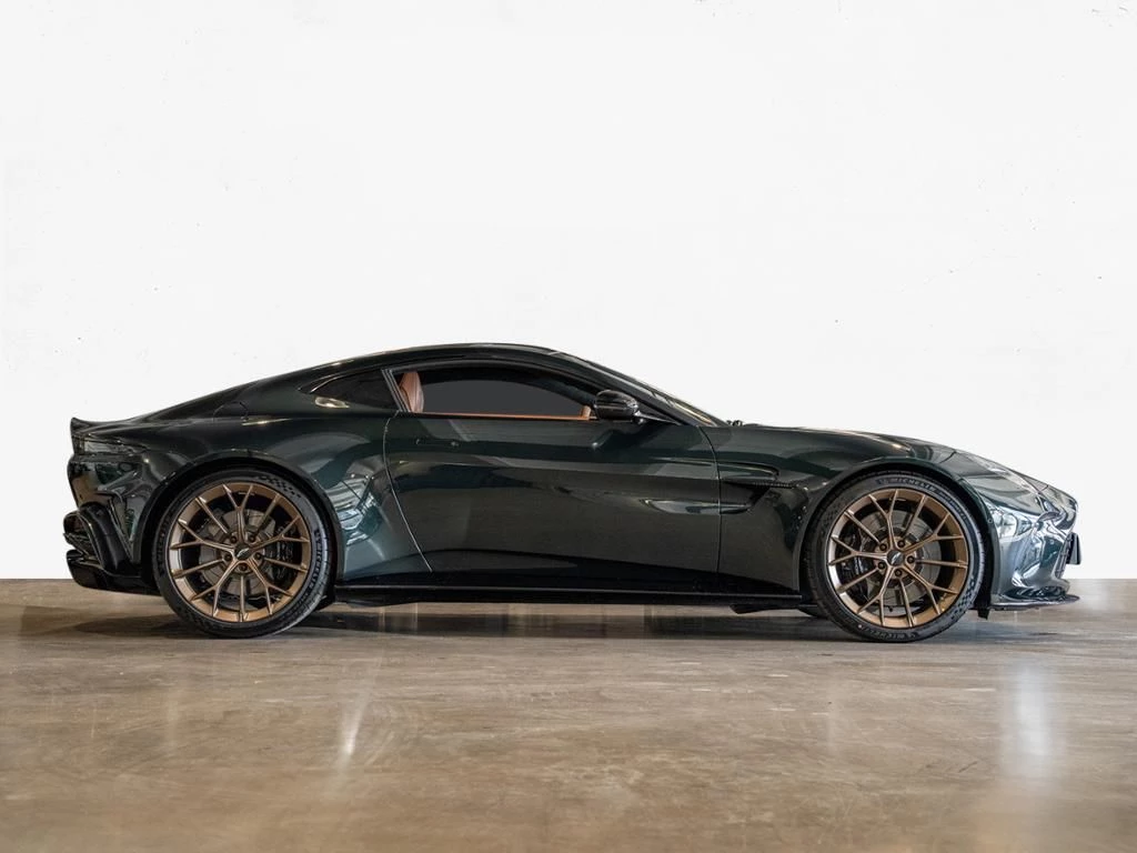 Aston Martin V8 Vantage Coupe Aston Martin Hamburg