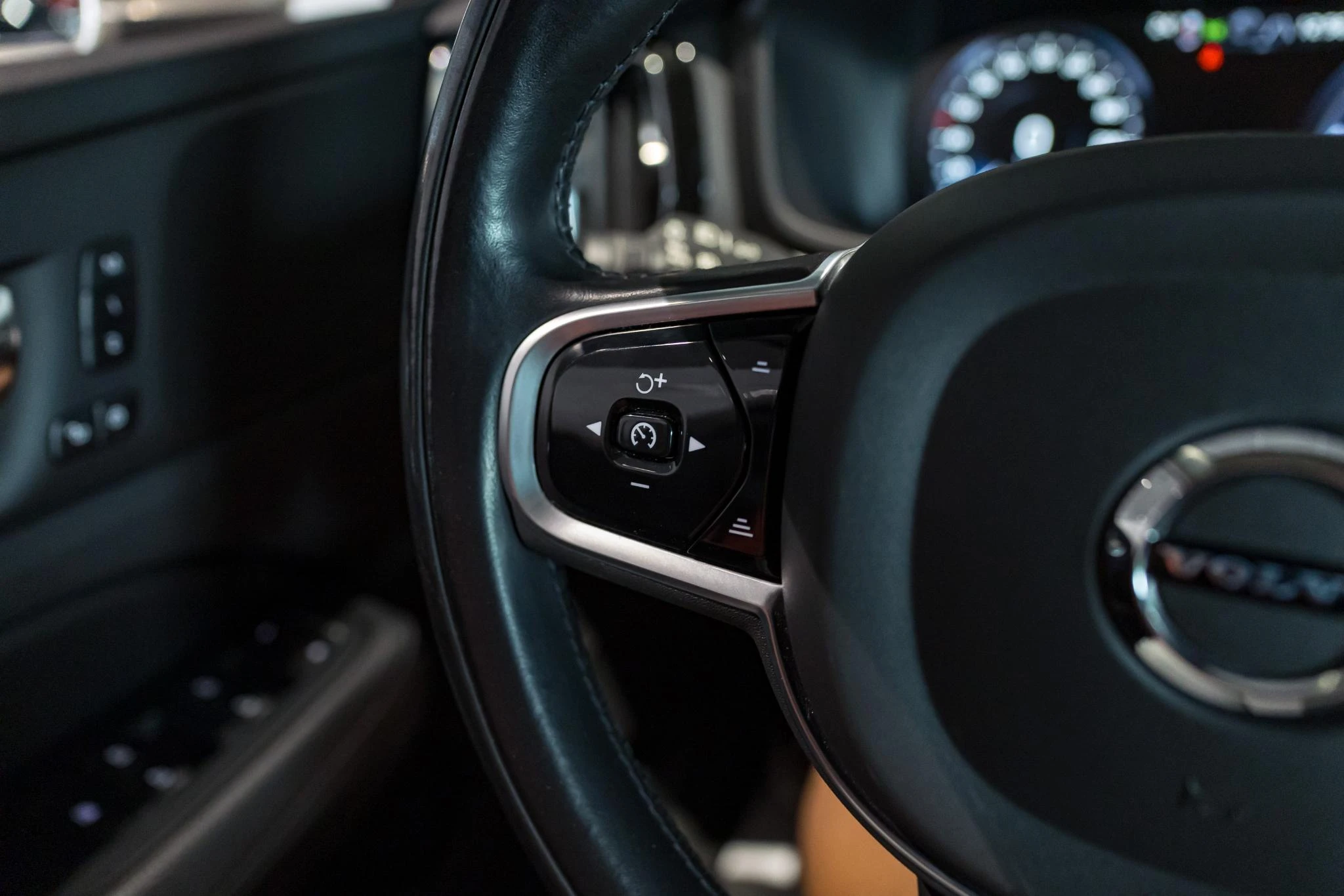 Volvo V60 T6 PHEV 4x4 Inscription Aut.