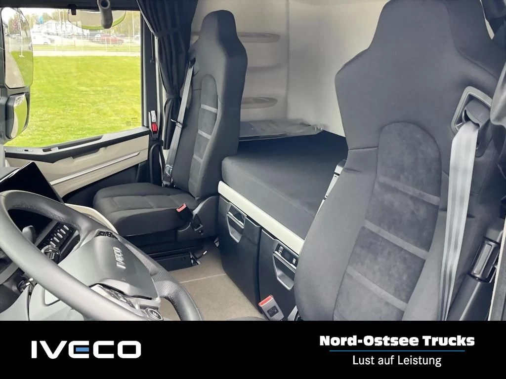 Iveco S-Way AS 440 X58 T/P ON+ KlimaA Standkl LED NA