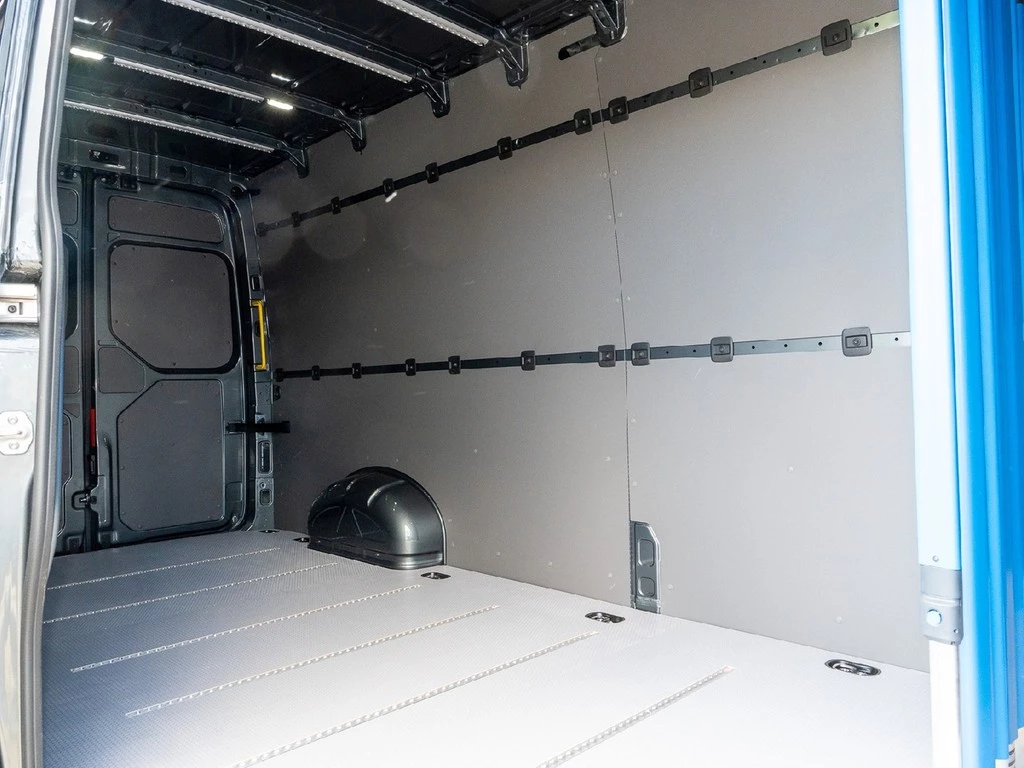 Volkswagen Crafter Kasten 35 lang Hochdach 2,0 TDI DSG