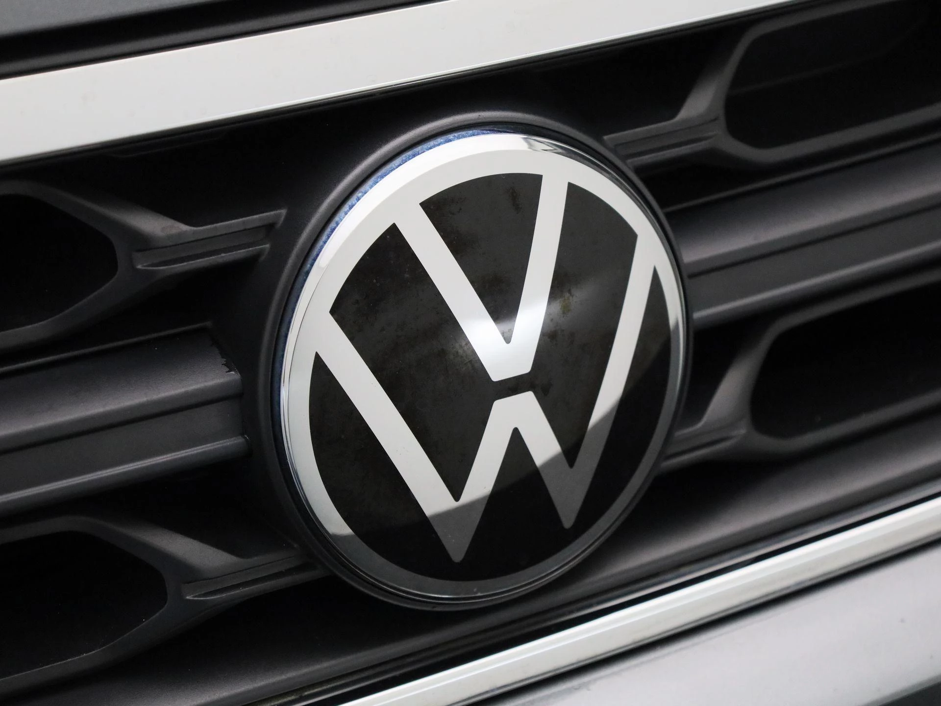 Volkswagen-T-Roc-image-33