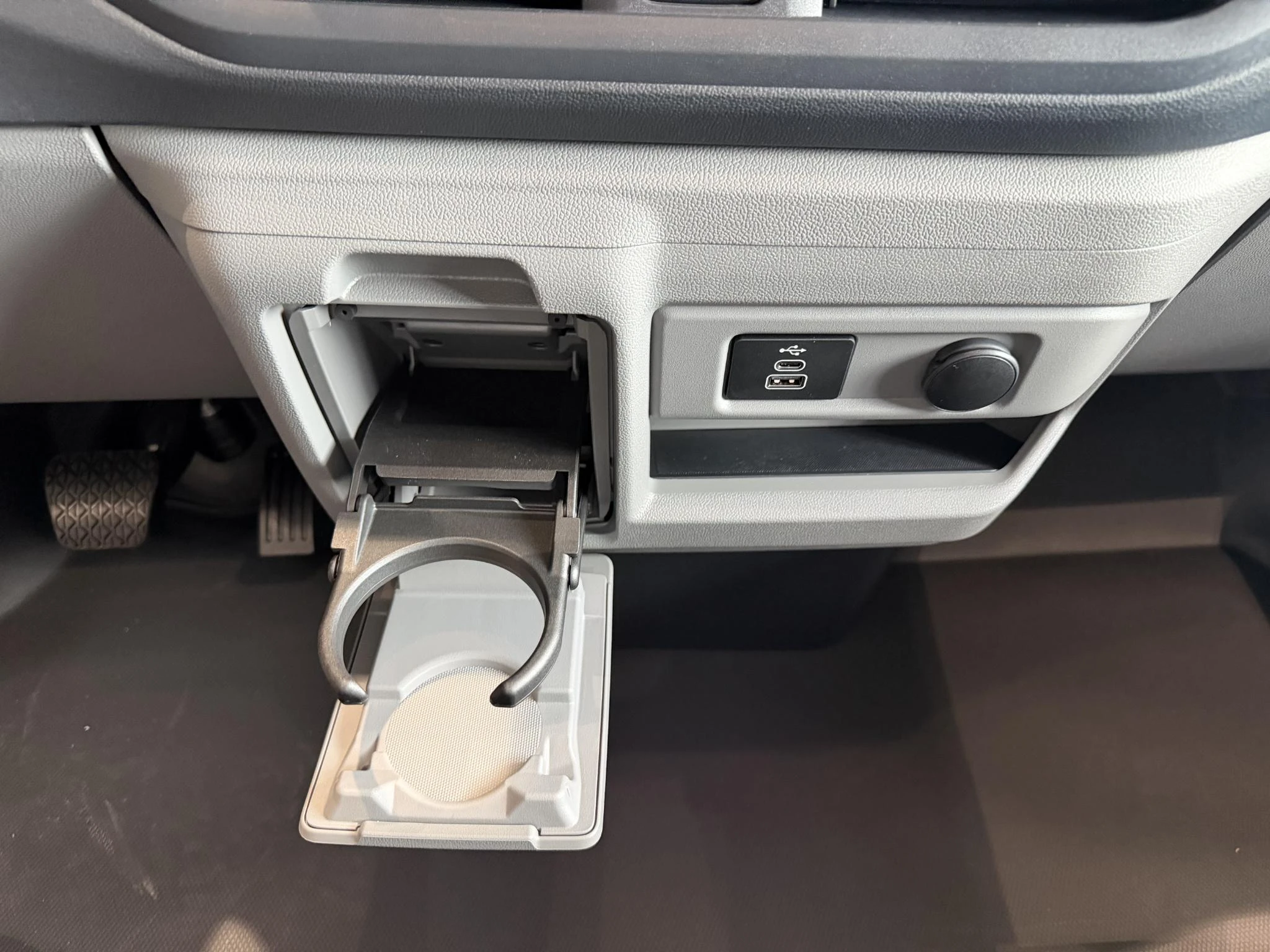 Ford-Transit Custom-image-23