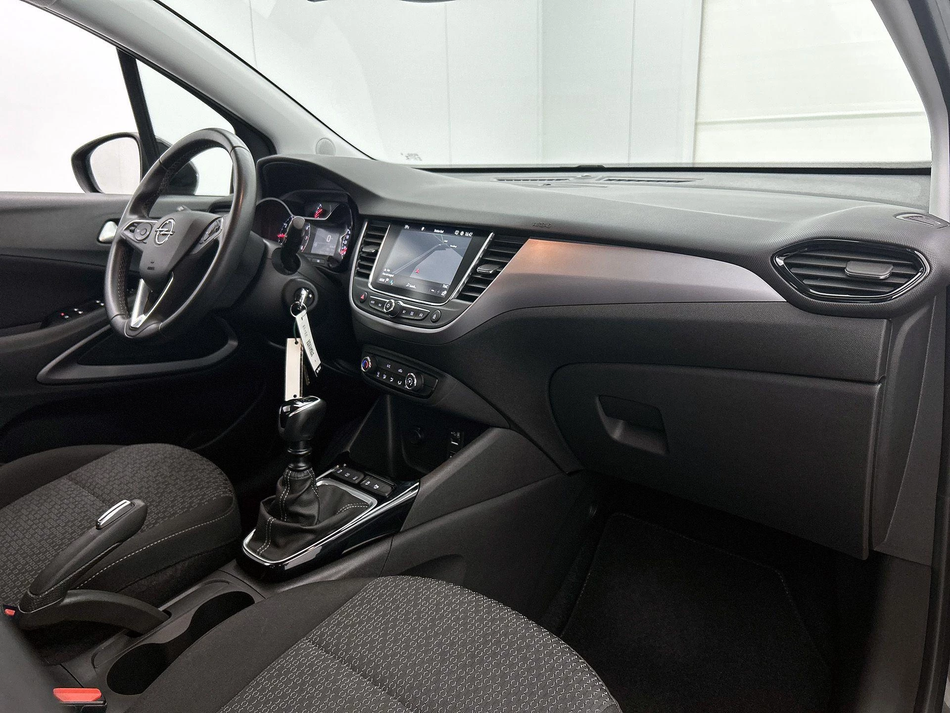 Opel-Crossland-image-21