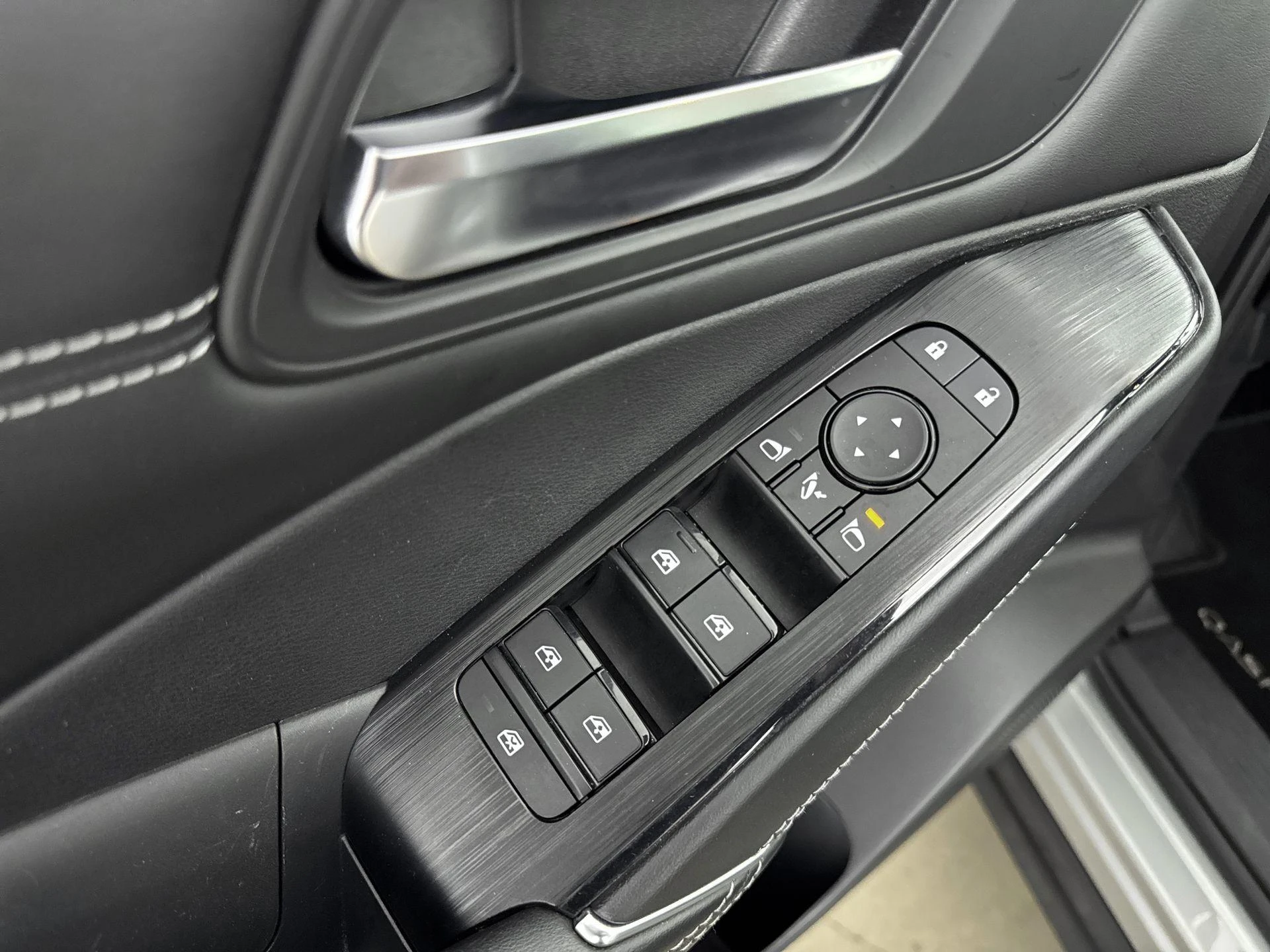 Nissan-QASHQAI-image-21
