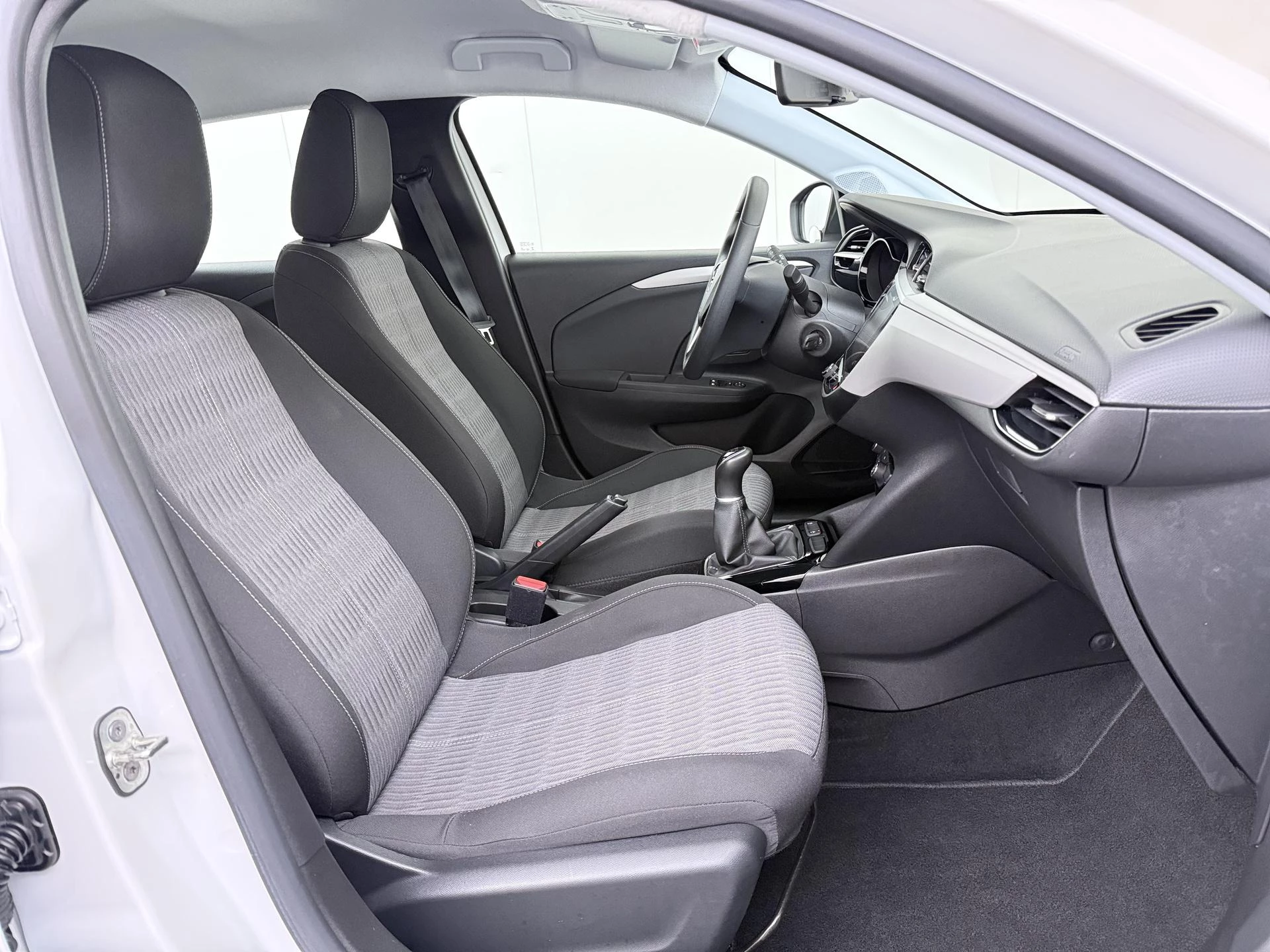 Opel-Corsa-image-23