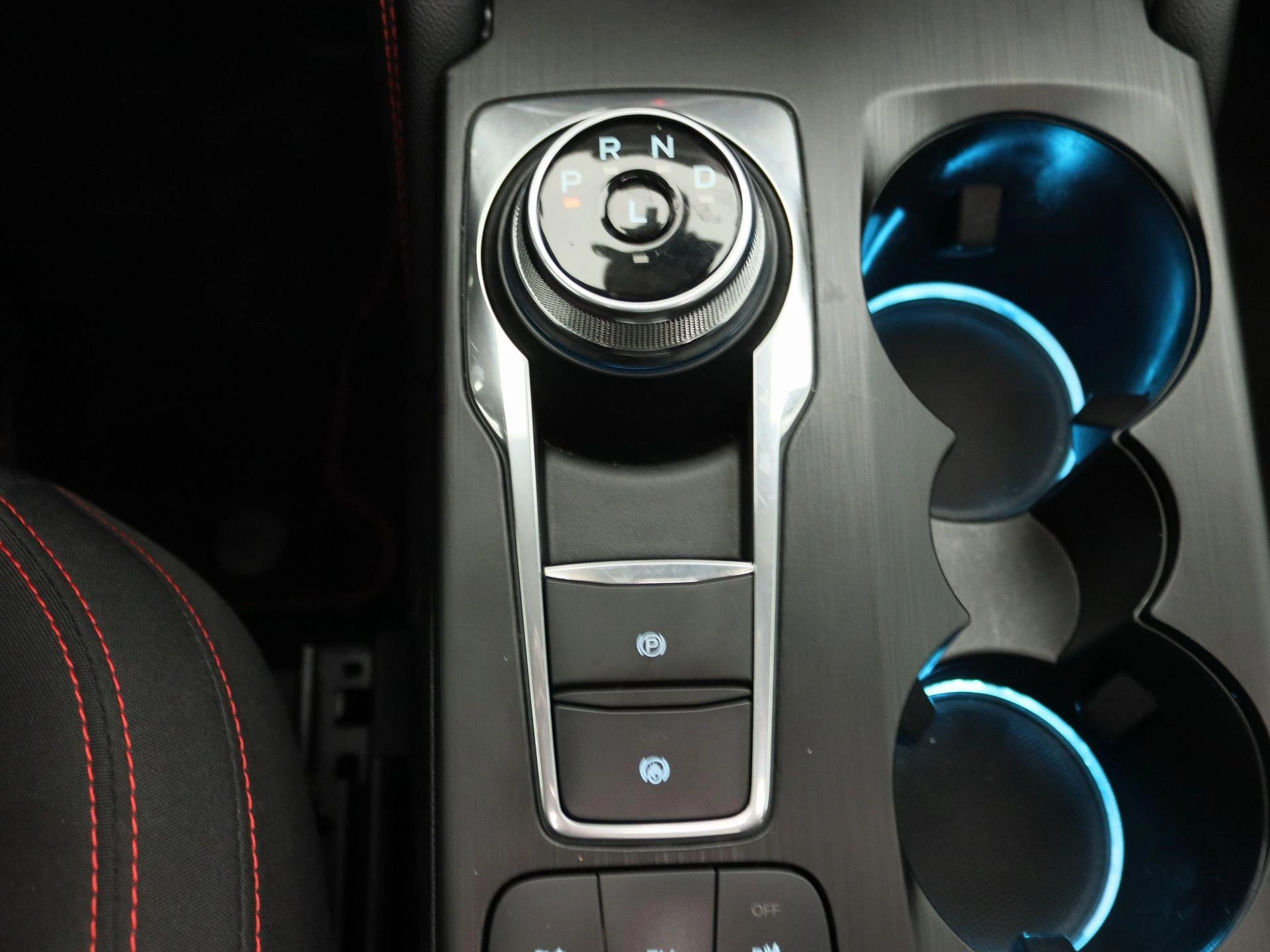 Ford-Kuga-image-11