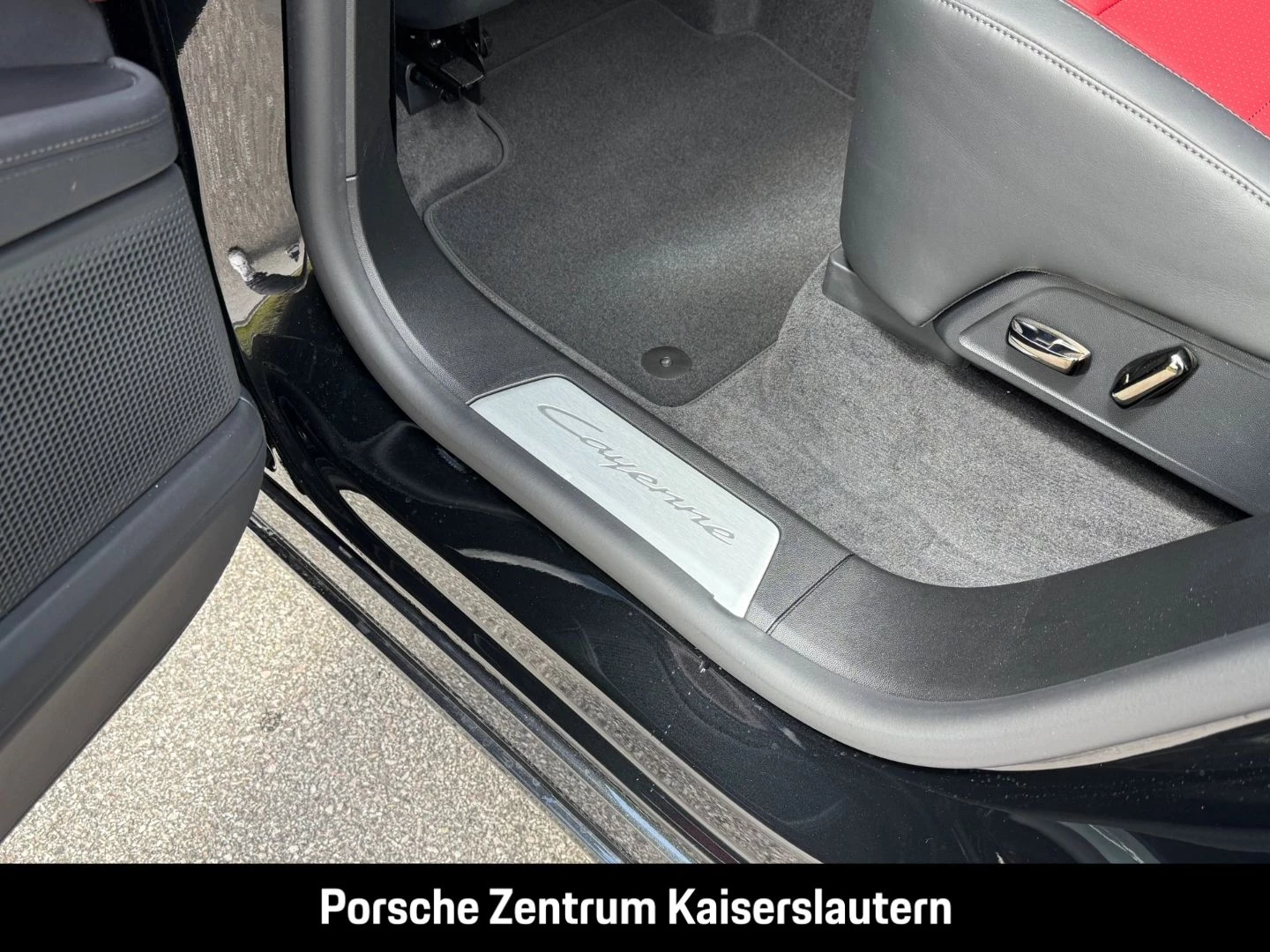 Porsche Cayenne Electric HA-Lenkung Head-Up LED-Matrix -