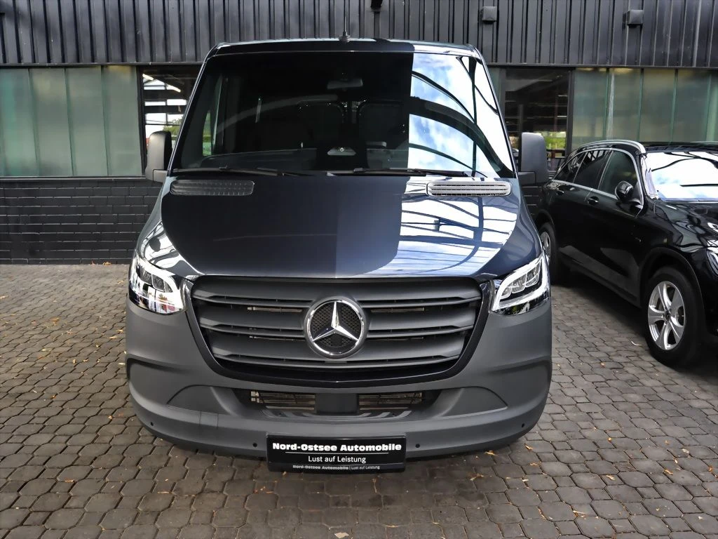 Mercedes-Benz-Sprinter 317-image-2
