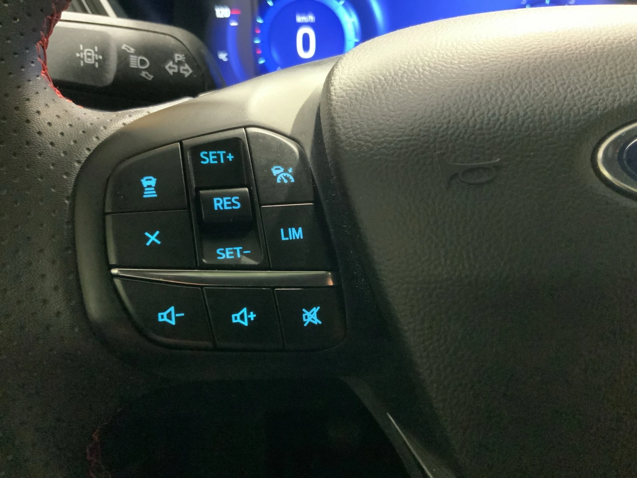Ford-Kuga-image-21