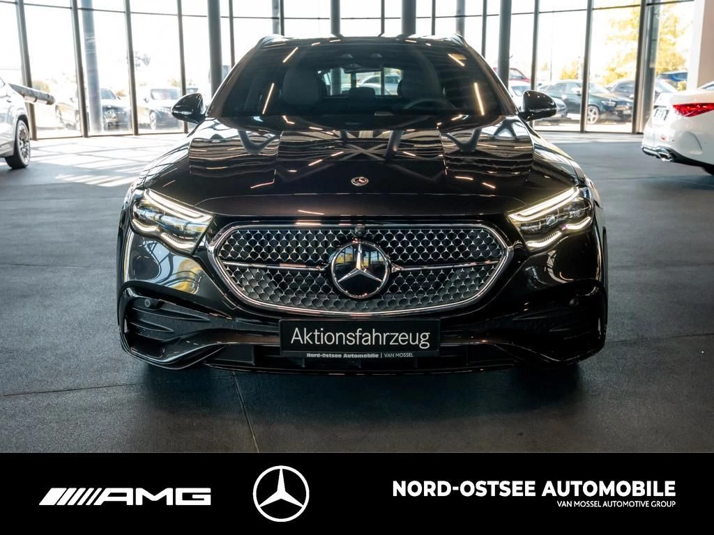 Mercedes-Benz E-Klasse 300 de T AMG NIGHT PANO AHK 20-ZOLL DISTRONIC AMG Line