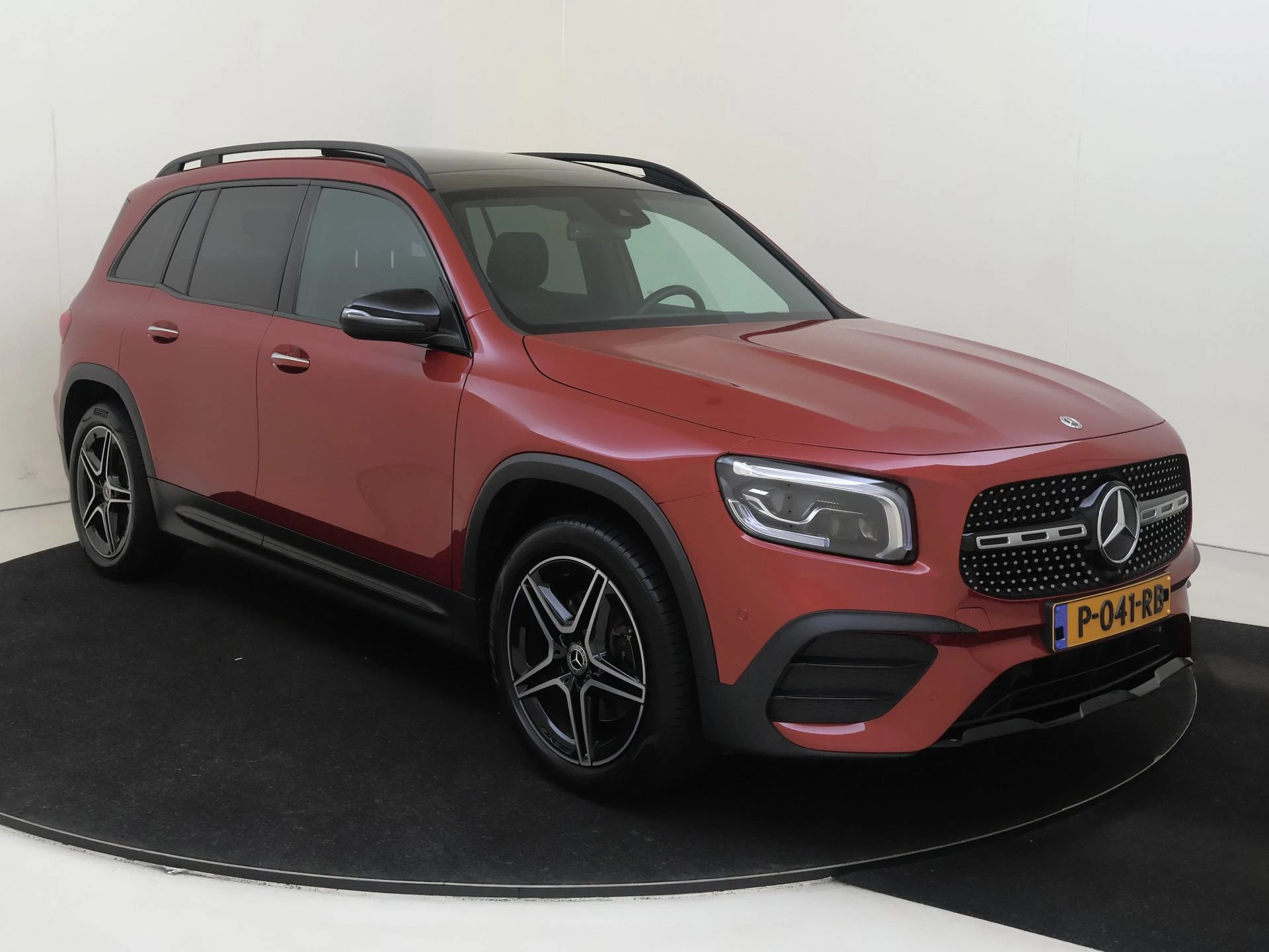 Mercedes-Benz Glb