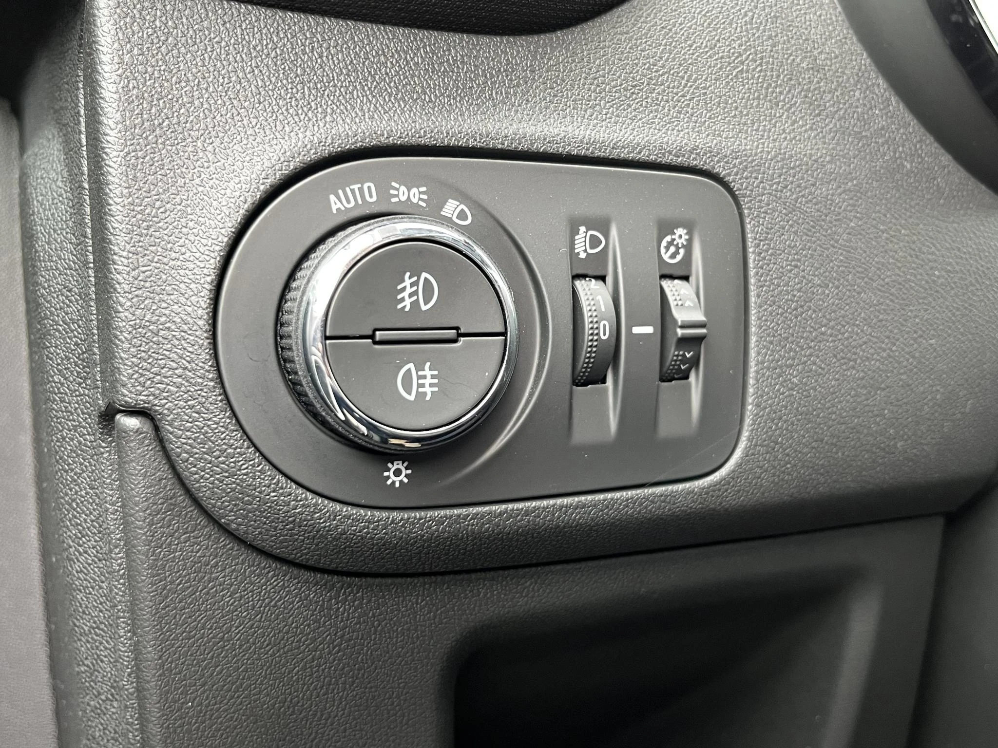 Opel-Crossland X-image-18