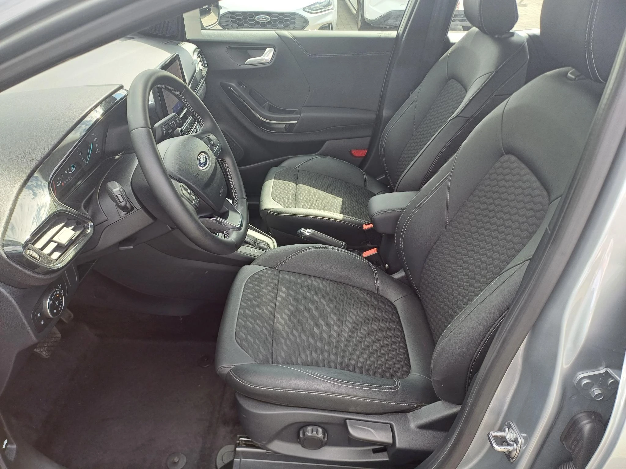Ford-Puma-image-9