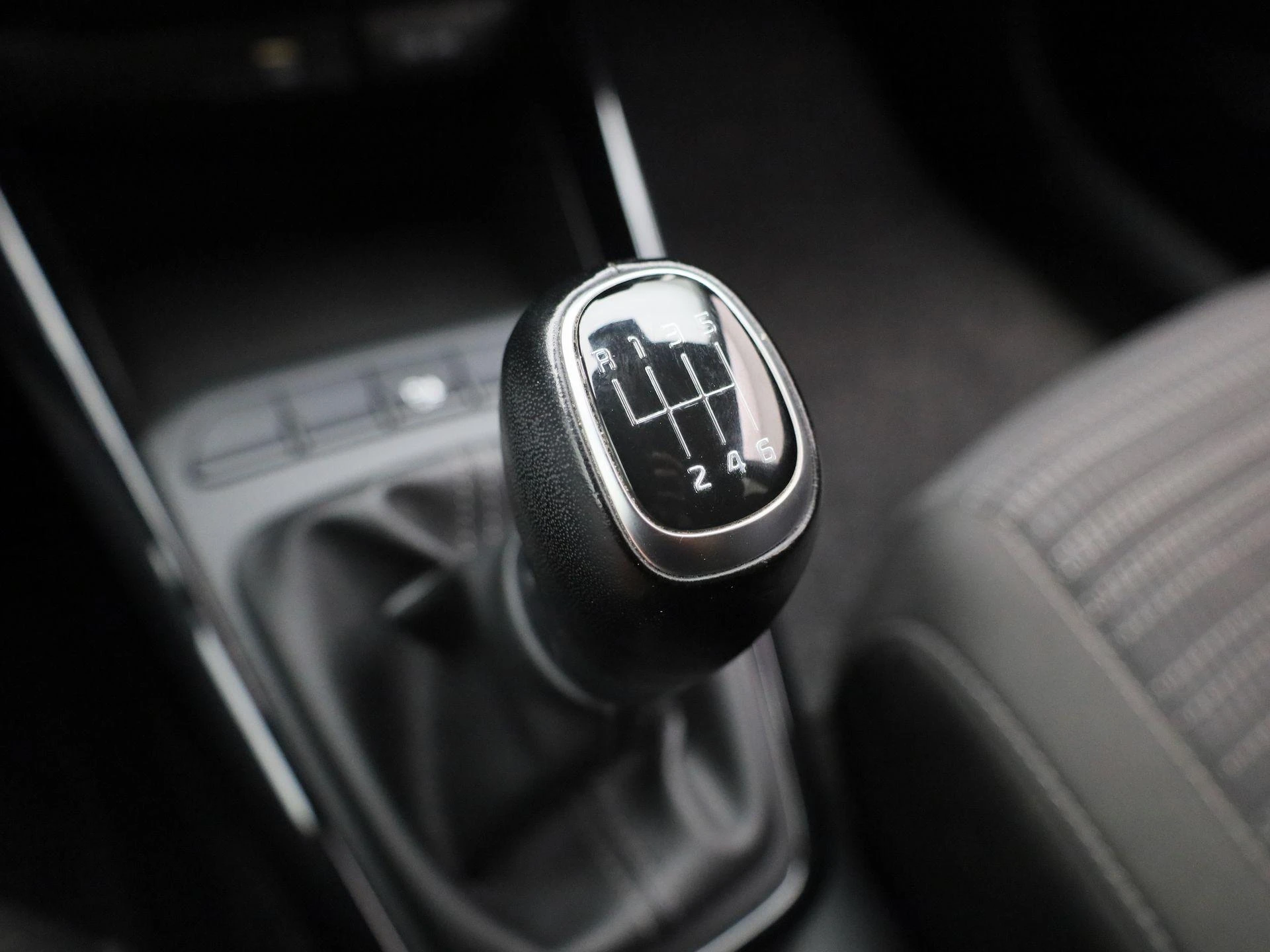 Kia-Stonic-image-26