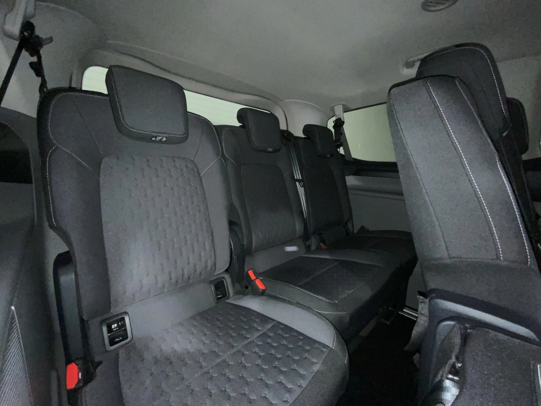 Ford-Tourneo Custom-image-17