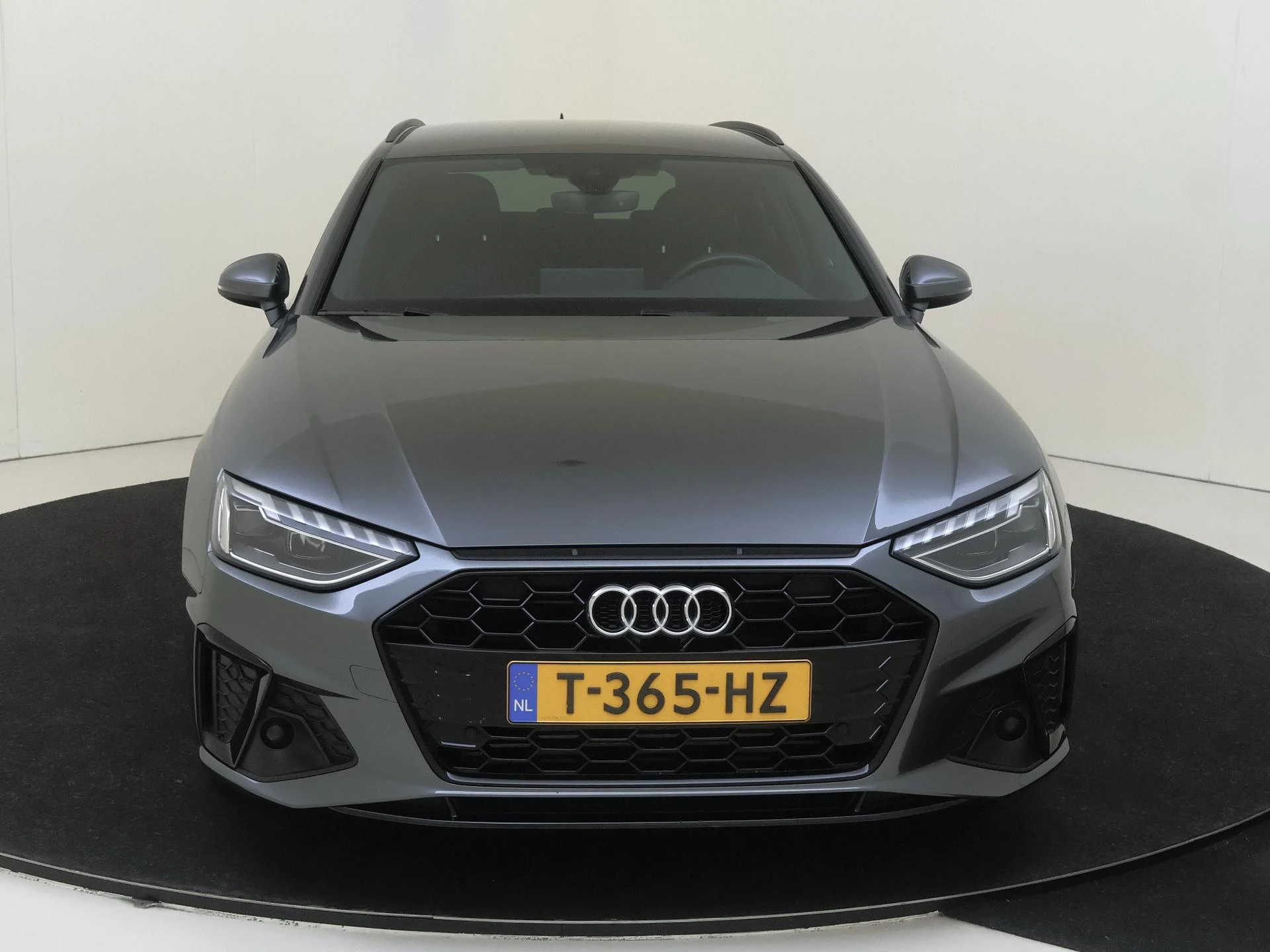 Audi-A4-image-5