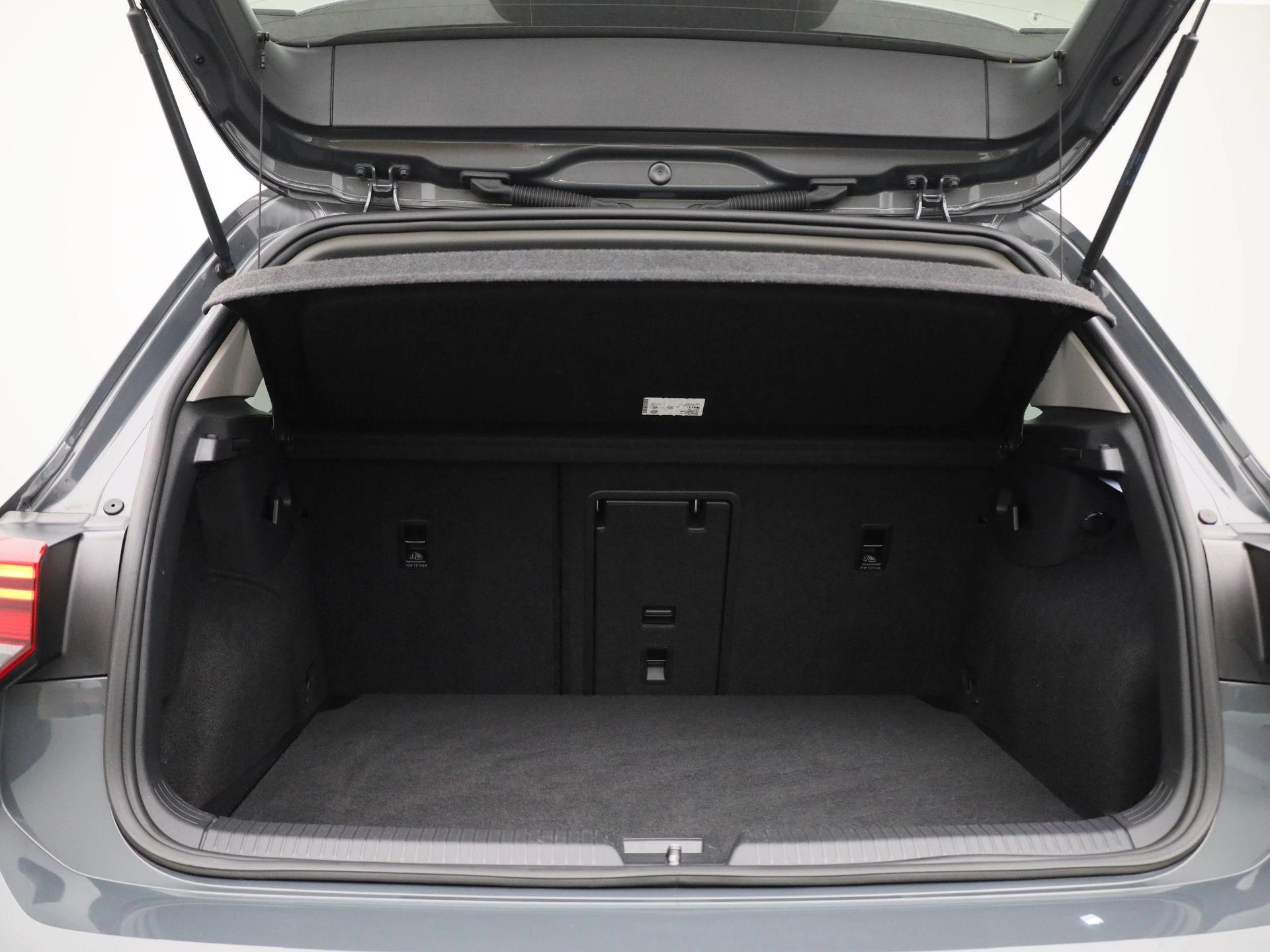 Volkswagen Golf VIII 1.5 eTSI Life DSG | Adaptive Cruise | Camera | PDC
