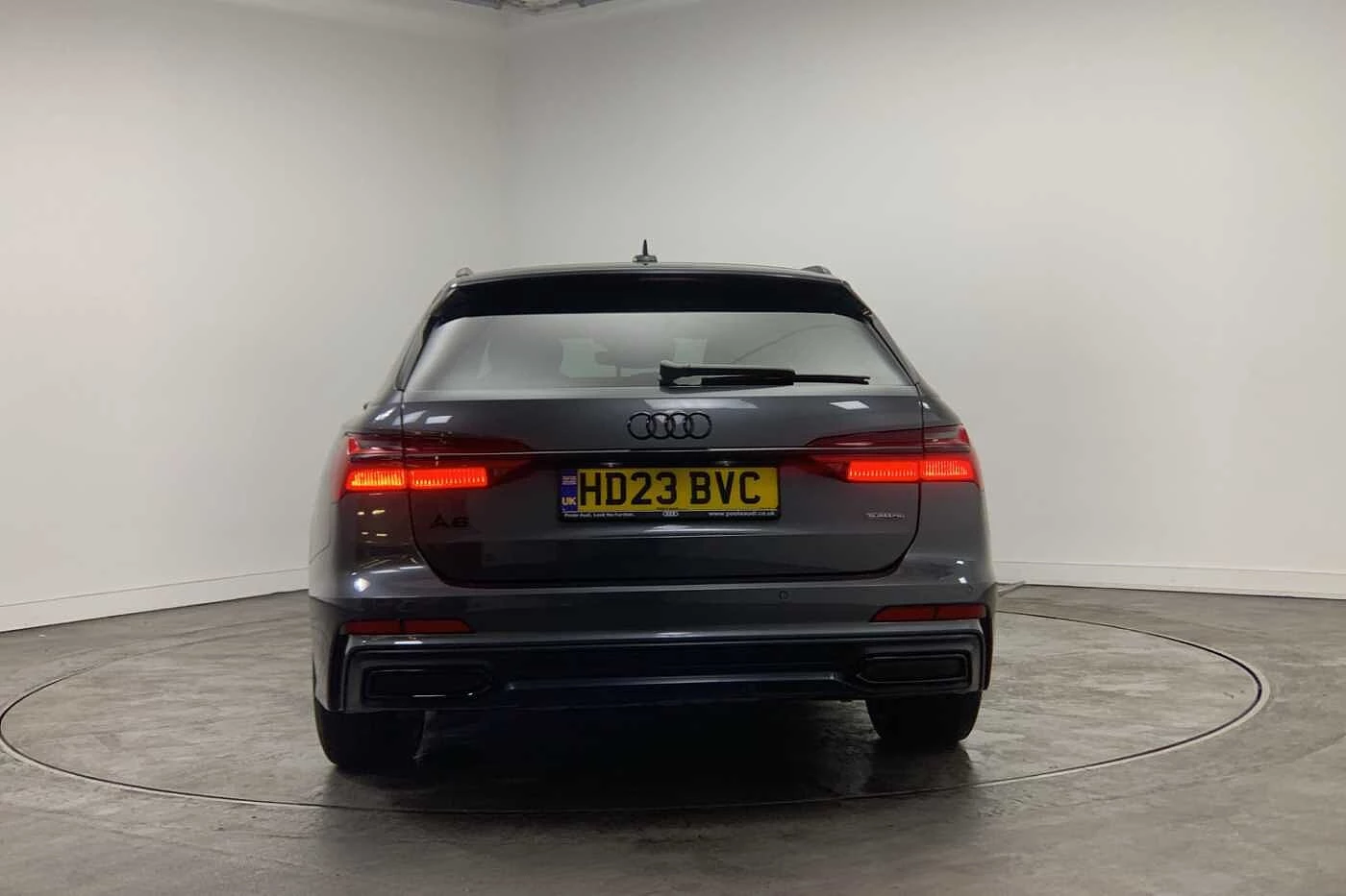 Audi-A6-image-10
