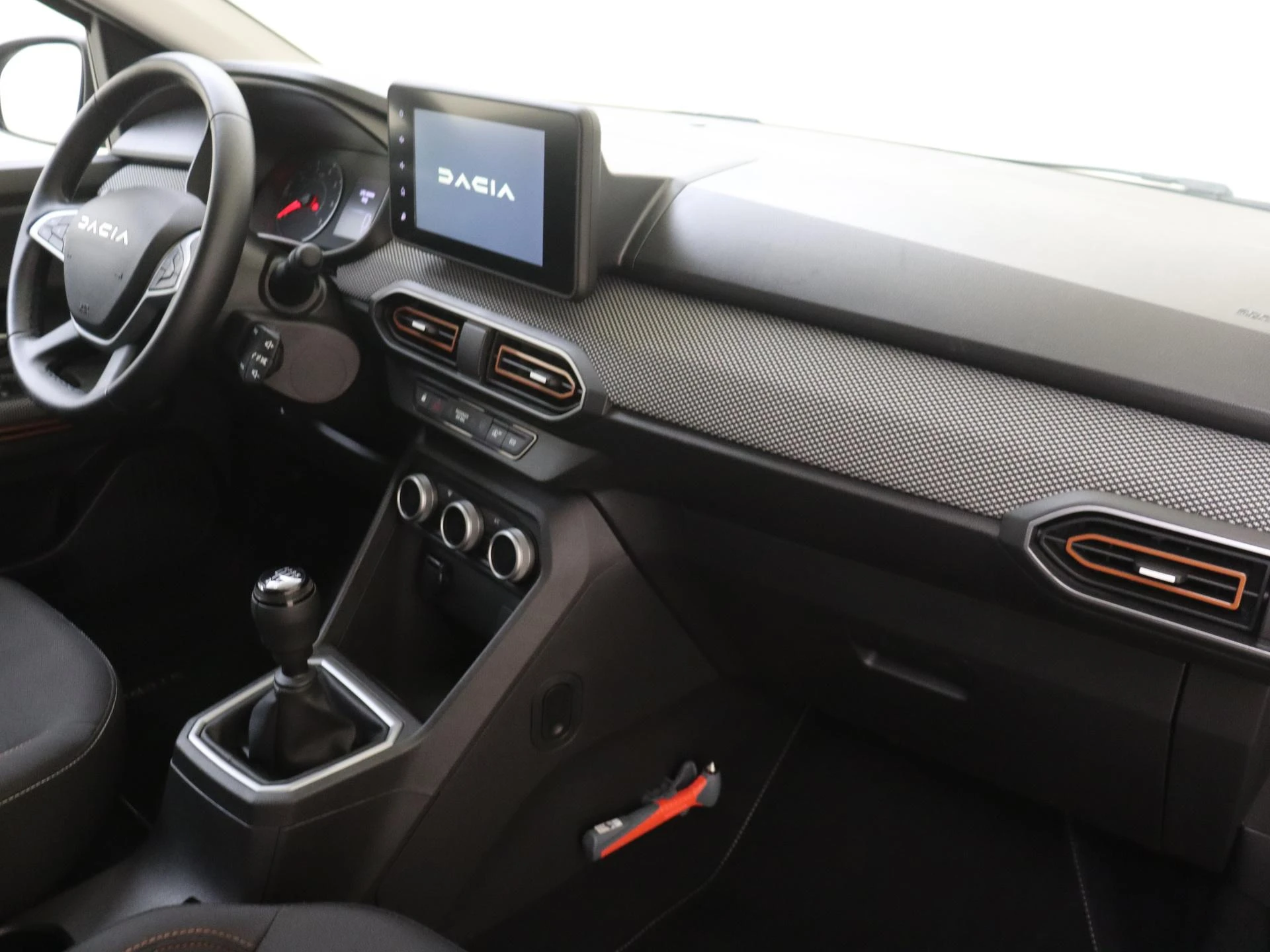 Dacia-Sandero Stepway-image-4