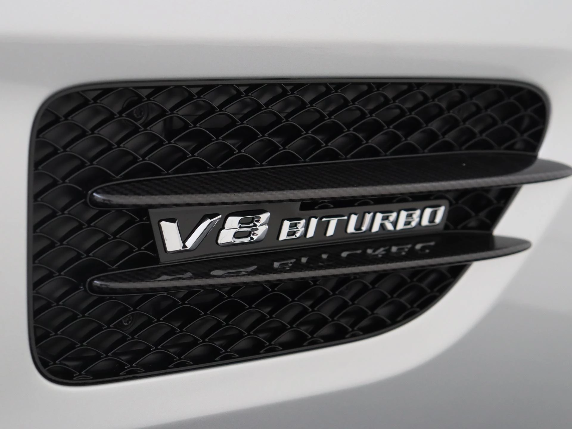 Mercedes-AMG-GT-image-10