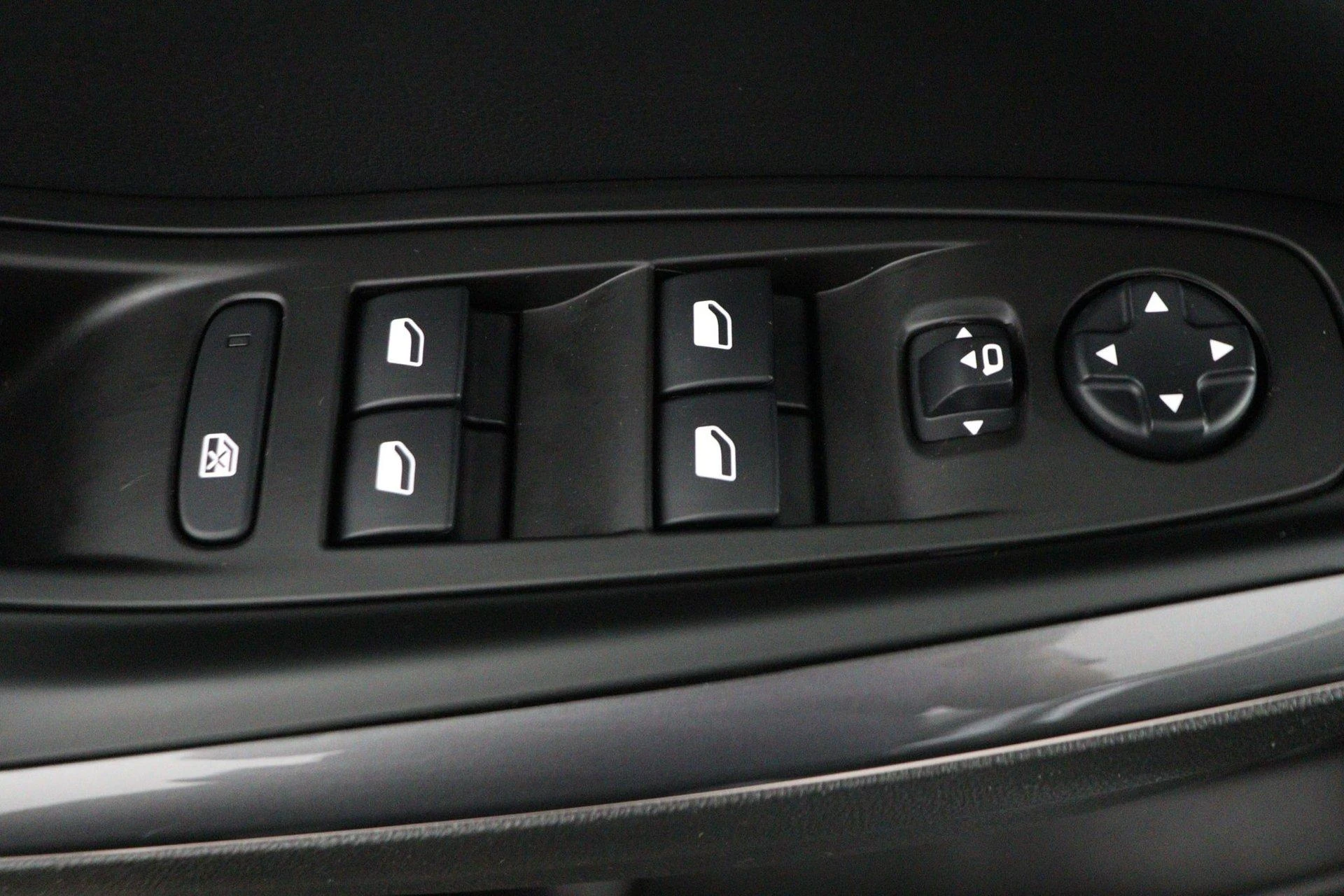 Opel-Grandland X-image-31