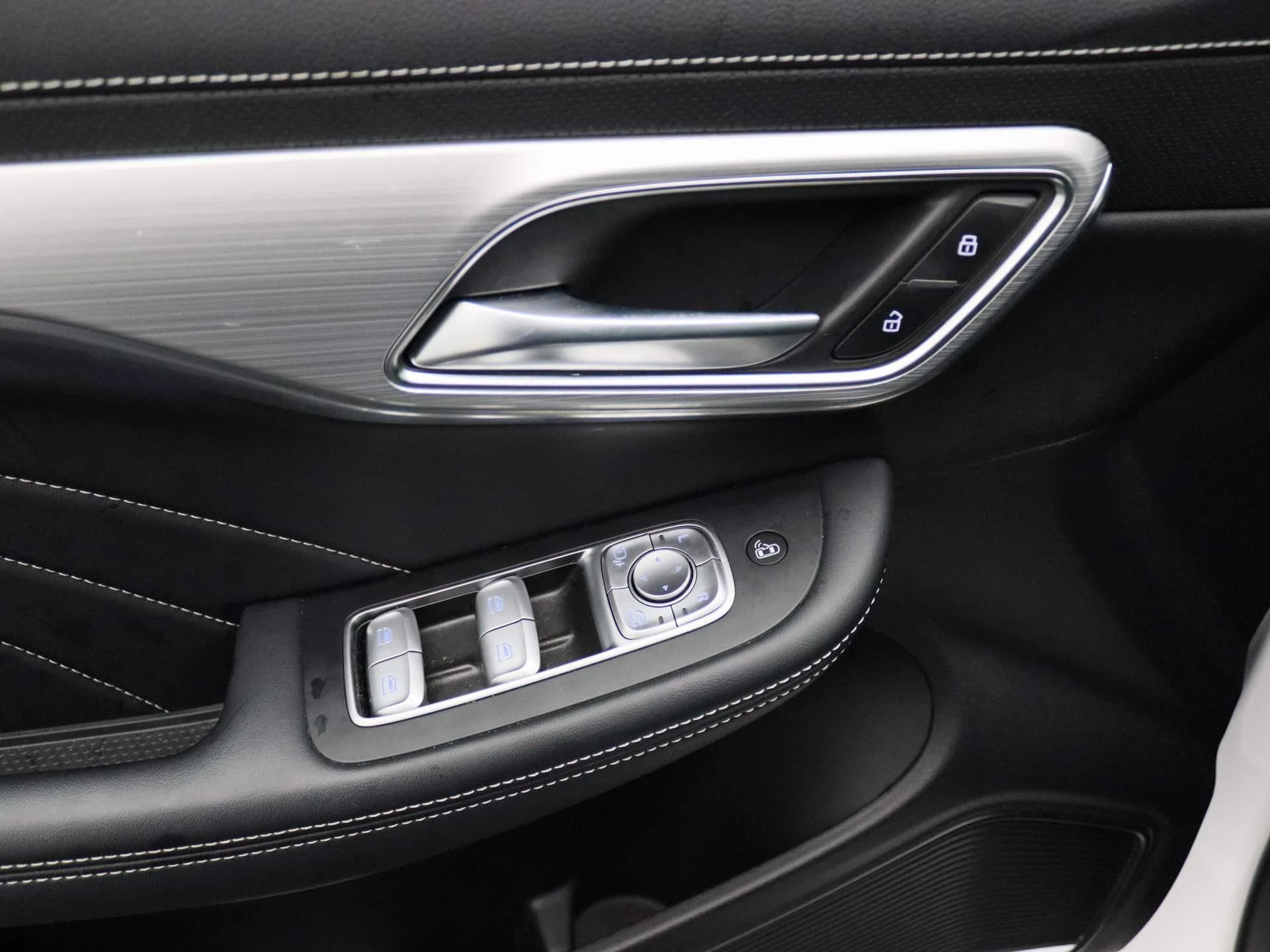 MG-Marvel R-image-17