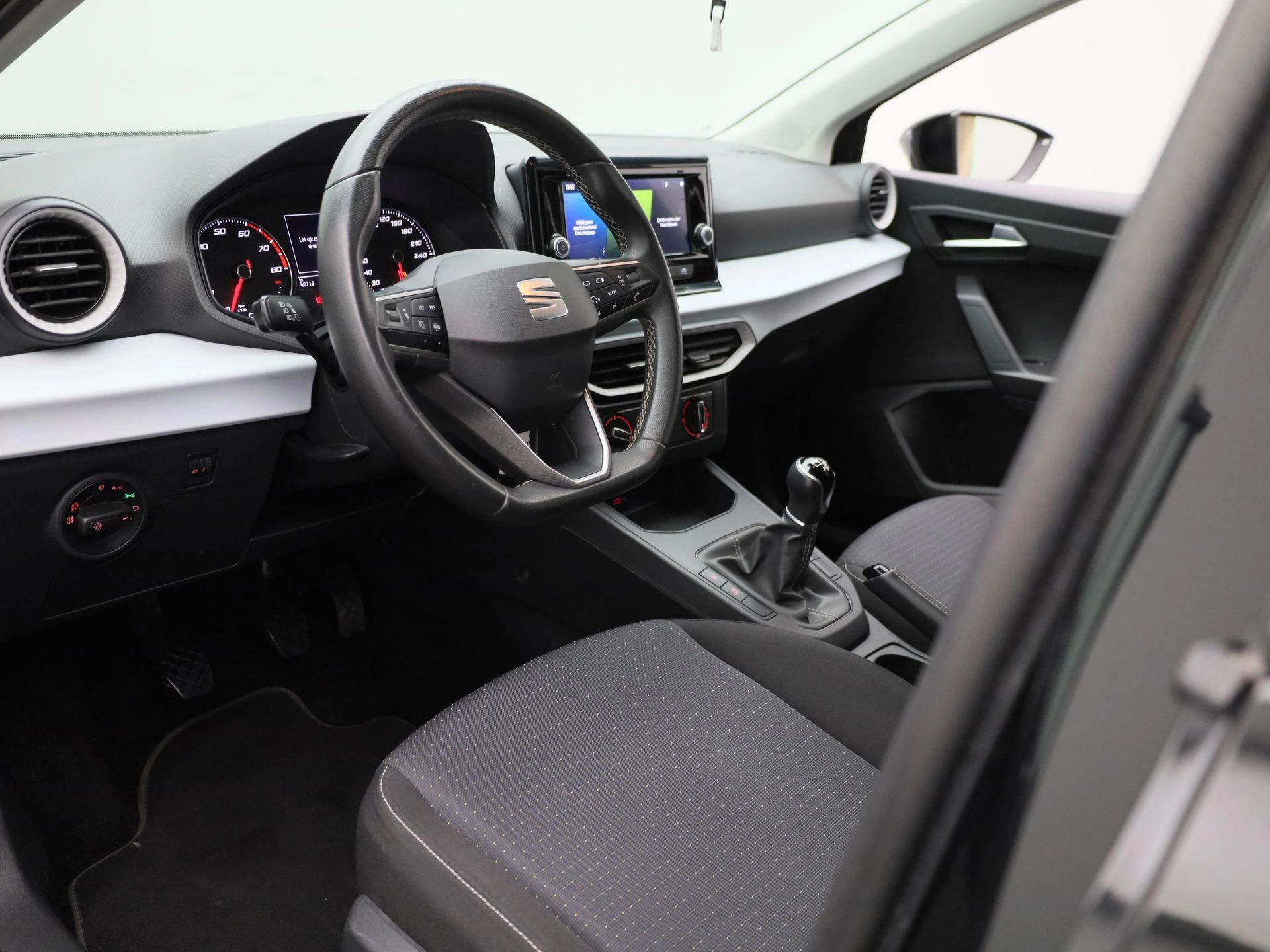 SEAT-Ibiza-image-17