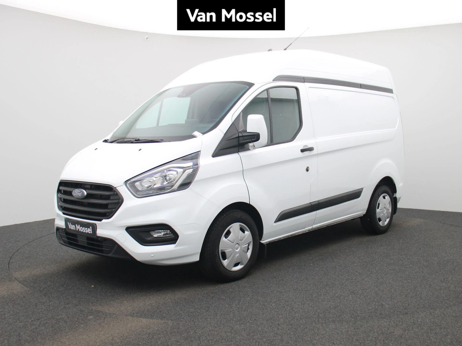 Ford-Transit Custom-image-0