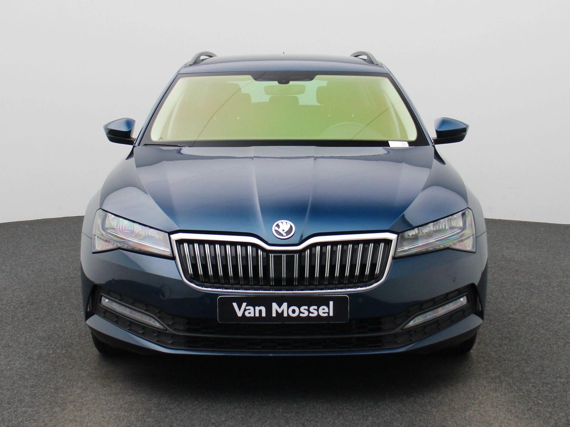 Škoda-Superb-image-2