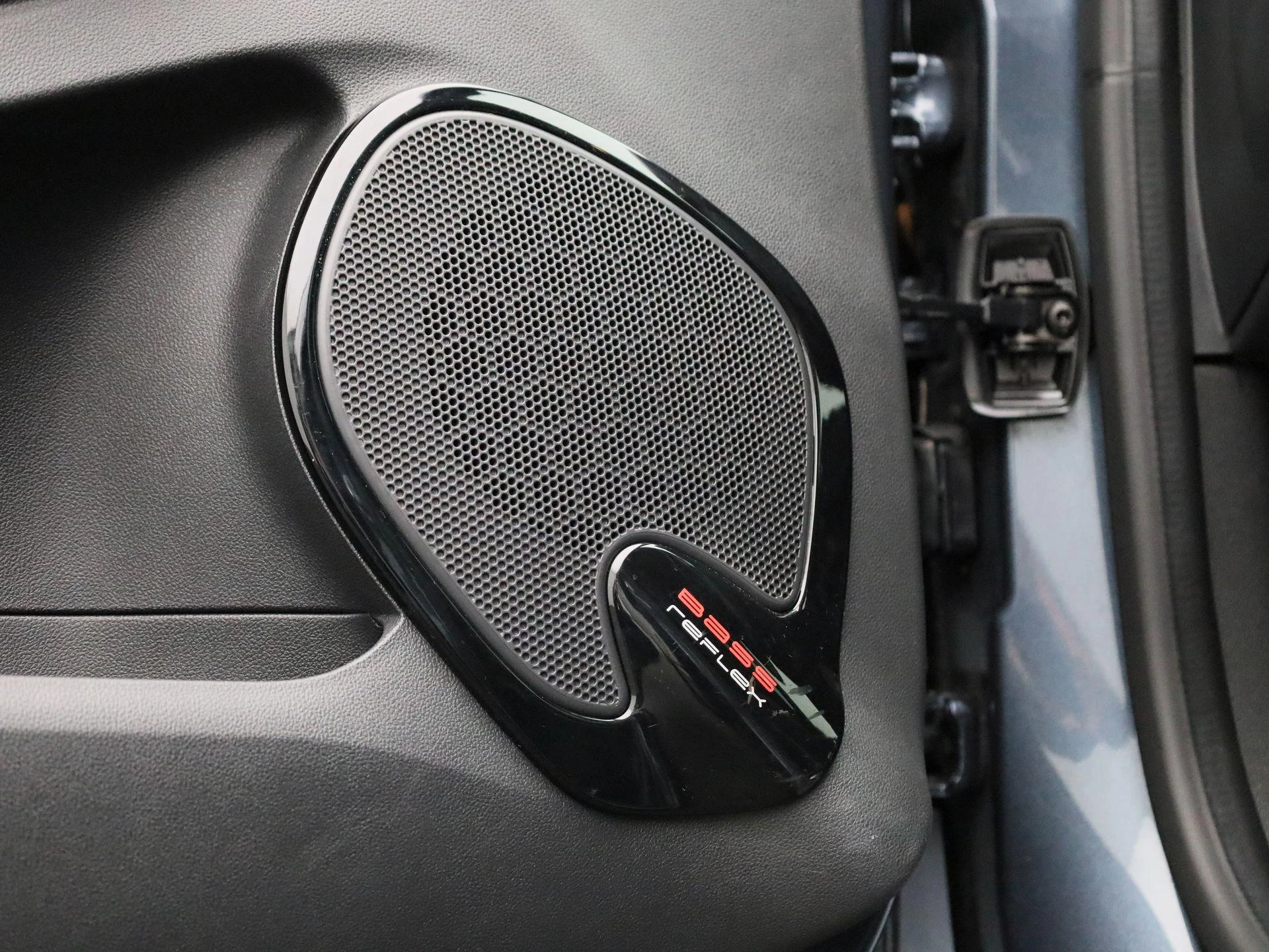 Renault-Clio-image-27