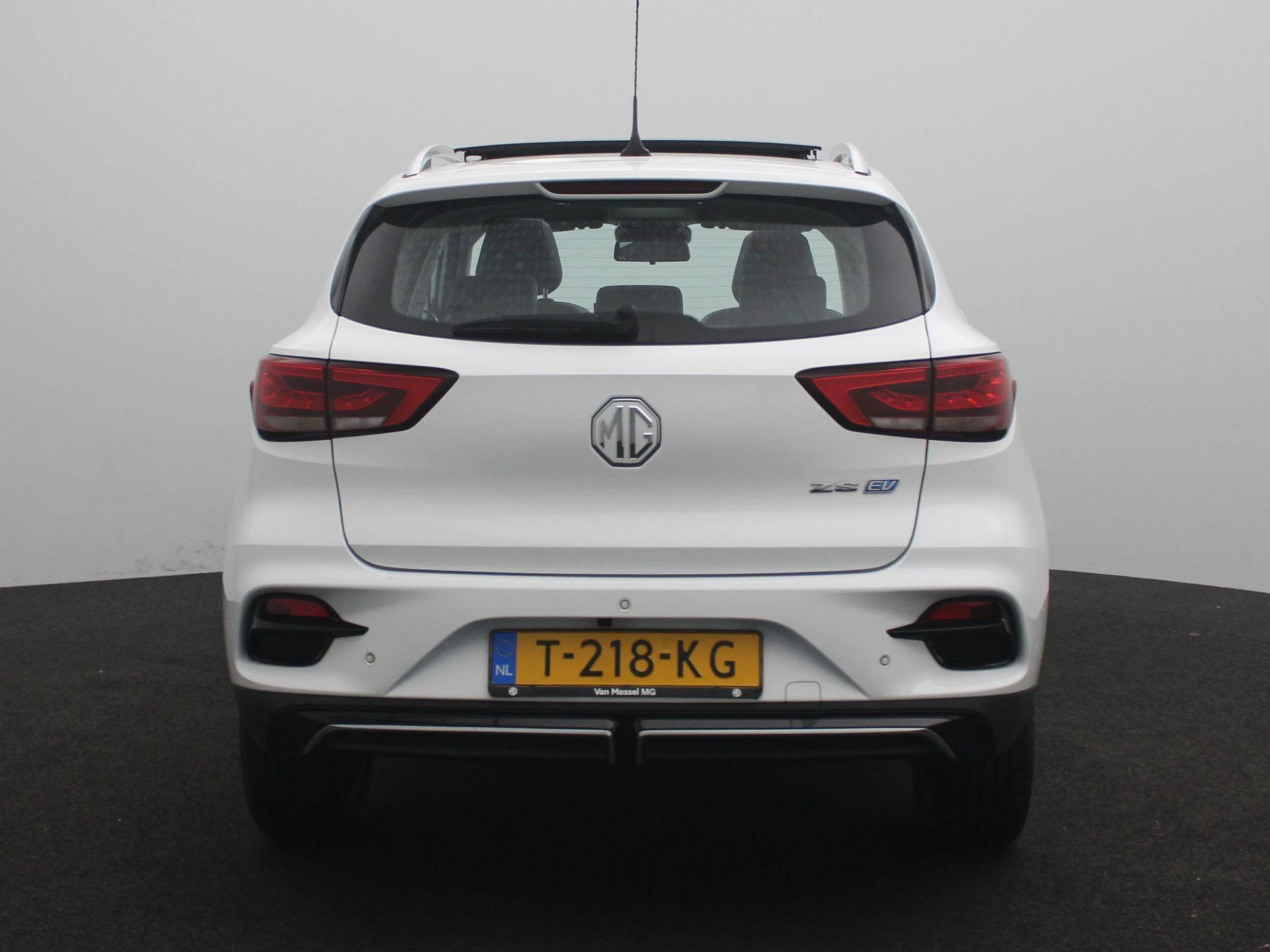 MG-ZS EV-image-5