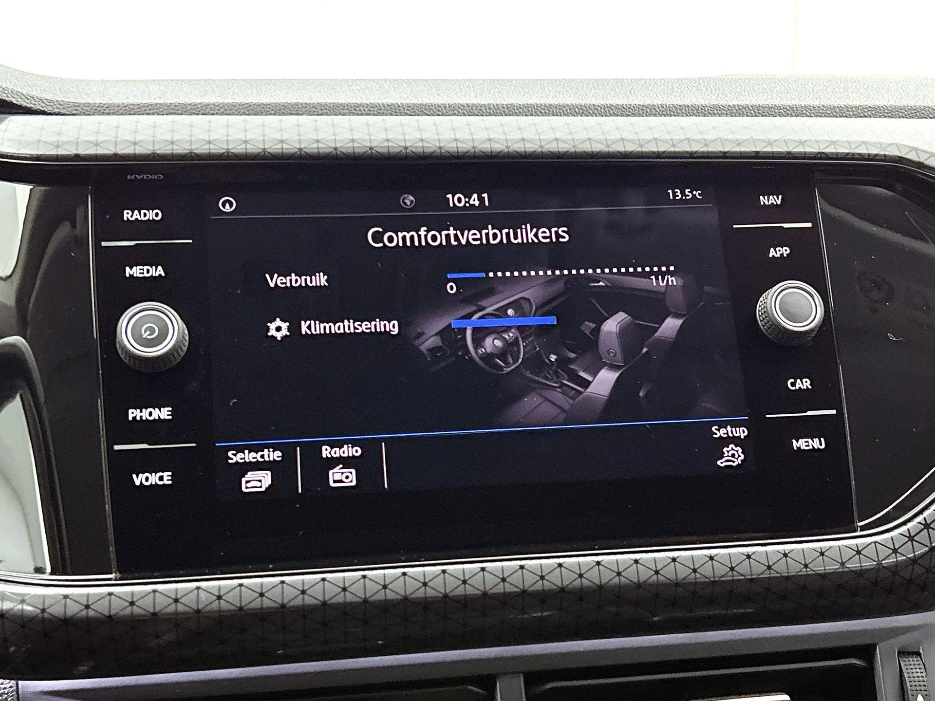 Volkswagen-T-Cross-image-27