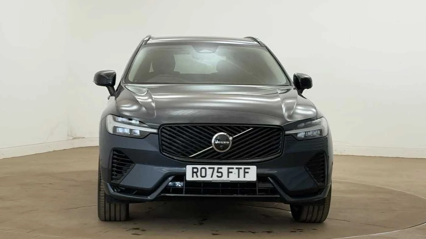 Volvo XC60 T6 AWD PHEV Electric/Petrol Plus Dark