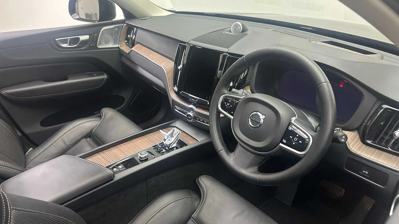 Volvo-XC60-image-4
