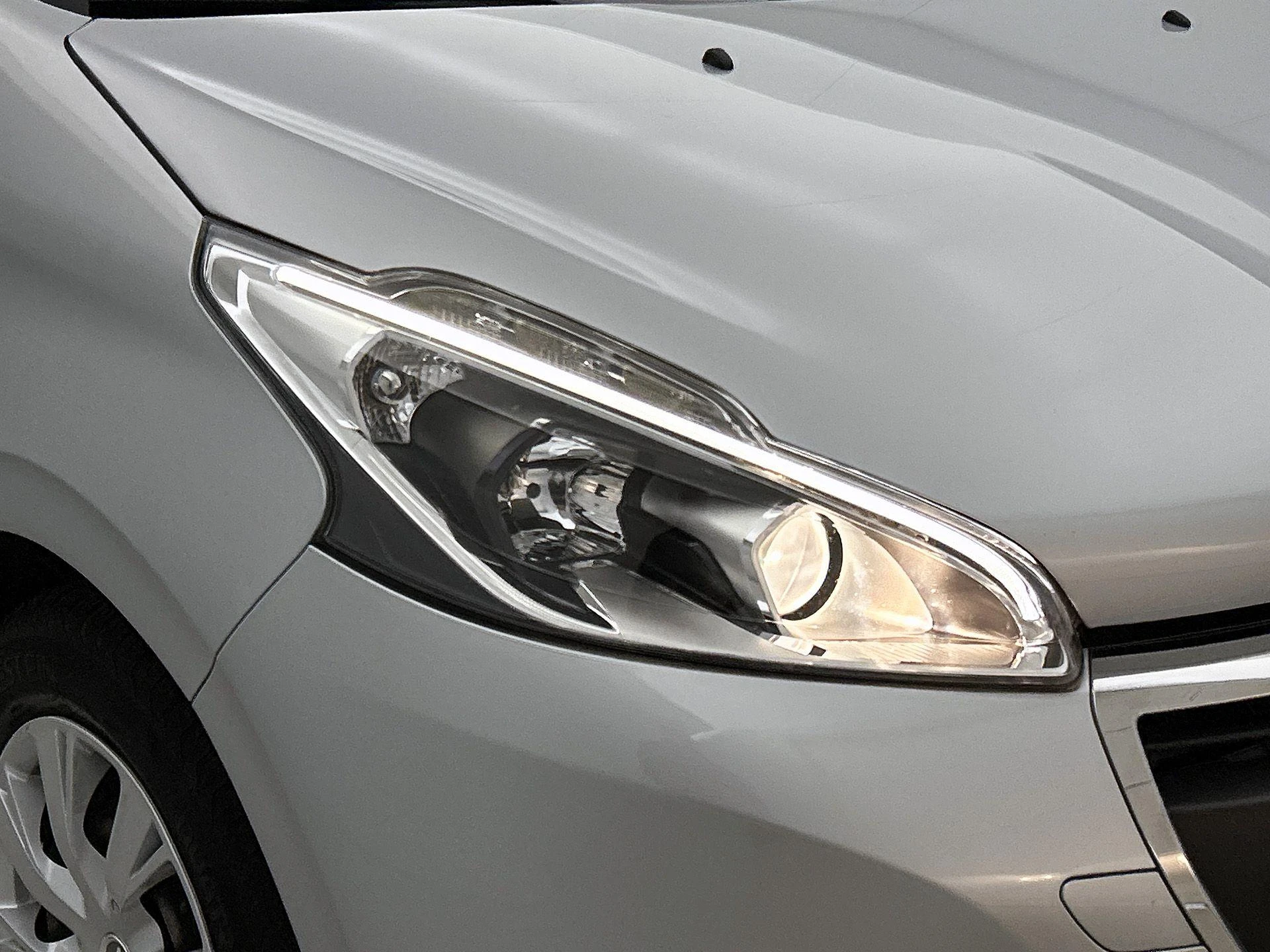 Peugeot 208 1.2 PureTech Blue Lion