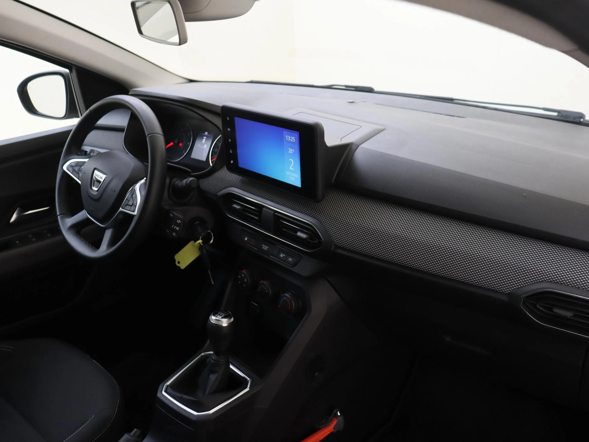 Dacia-Sandero-image-4