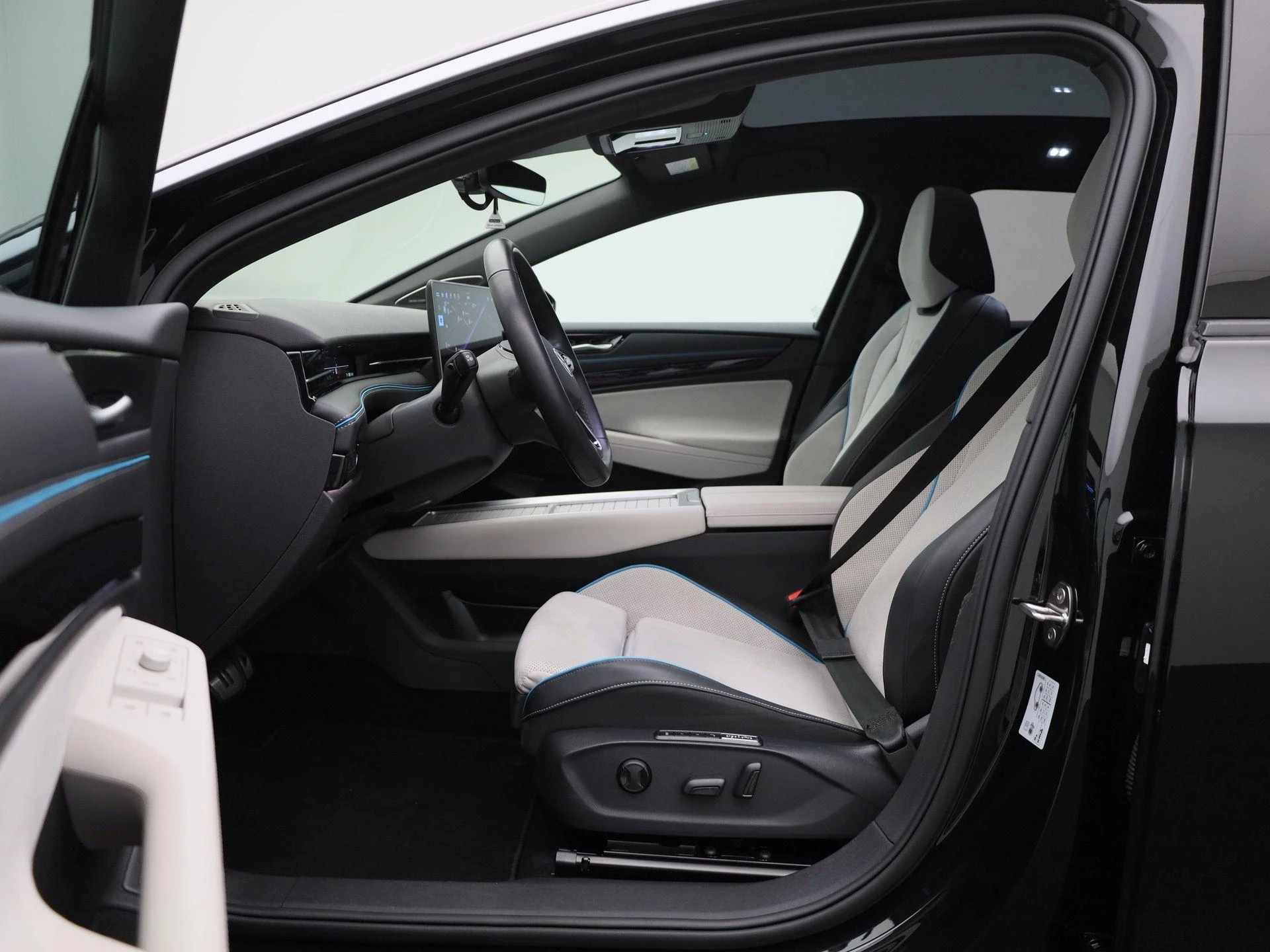 Volkswagen-ID.7-image-9