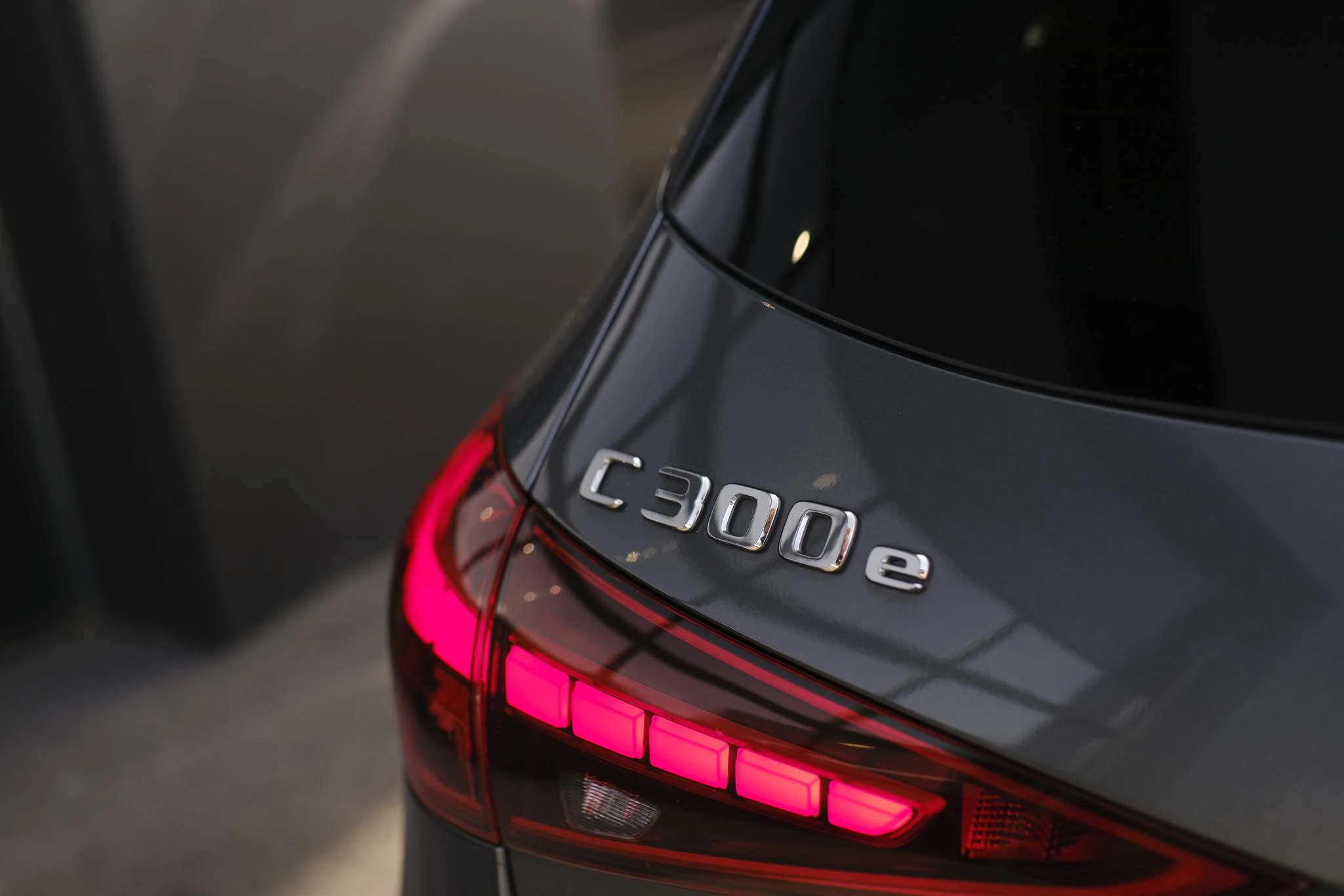 Mercedes-Benz-C-Klasse-image-4