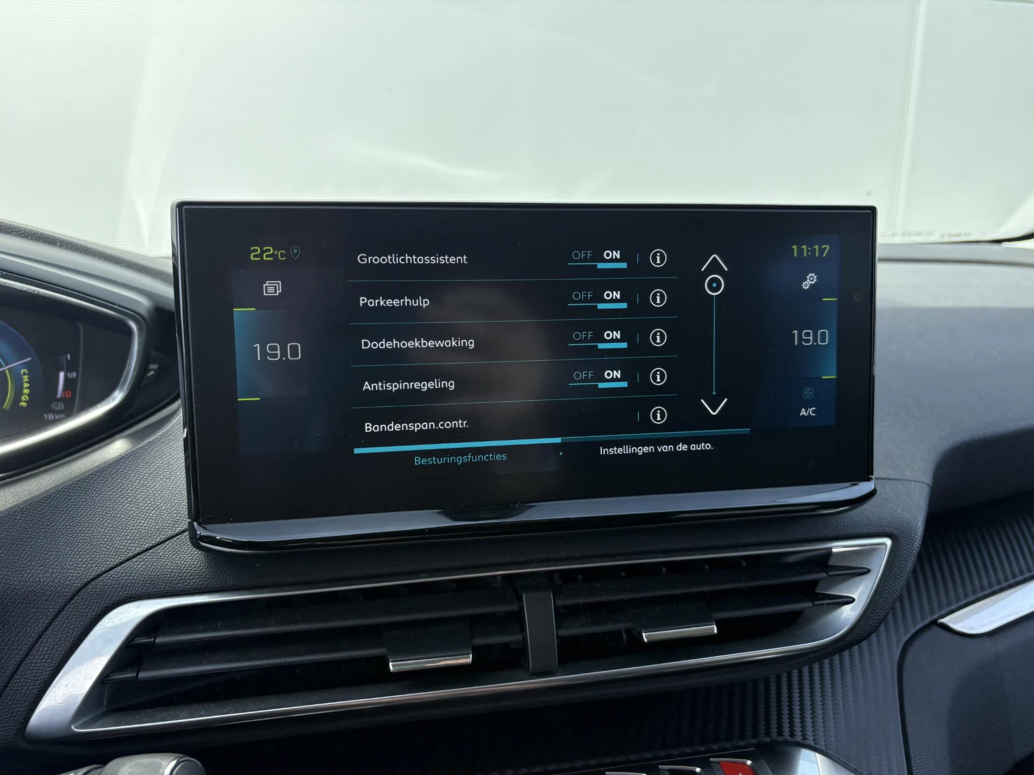Peugeot-3008-image-16