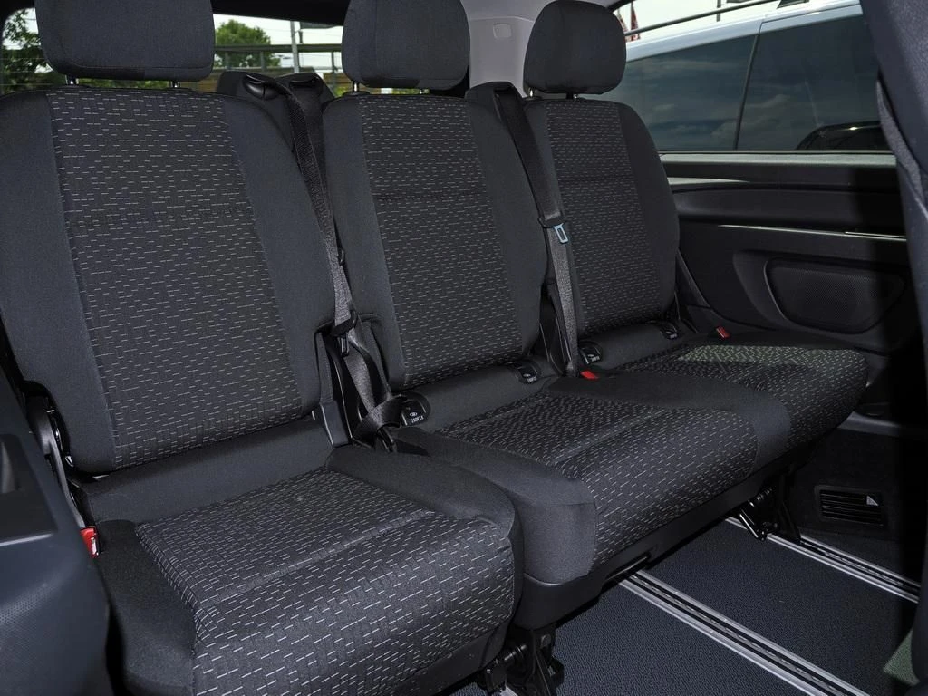 Mercedes-Benz-Vito 116-image-12