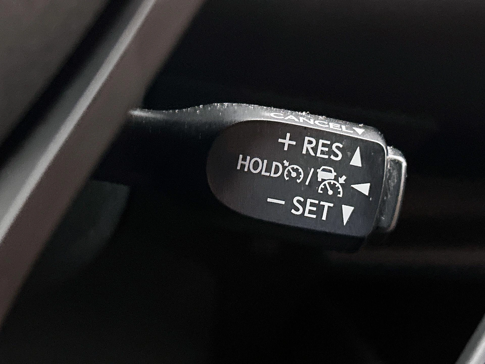 Toyota-C-HR-image-5