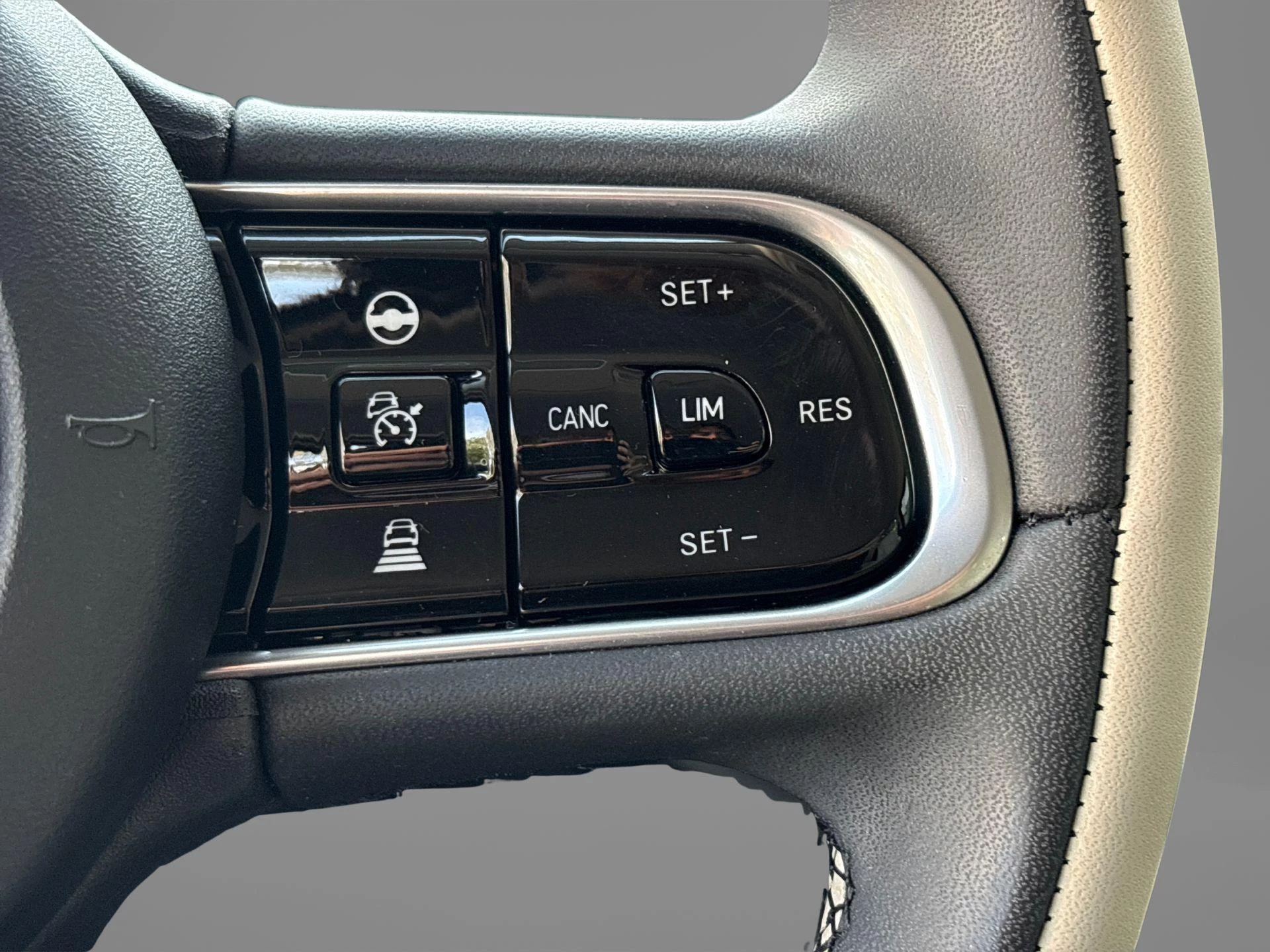 Fiat 500 La Prima 42 kWh