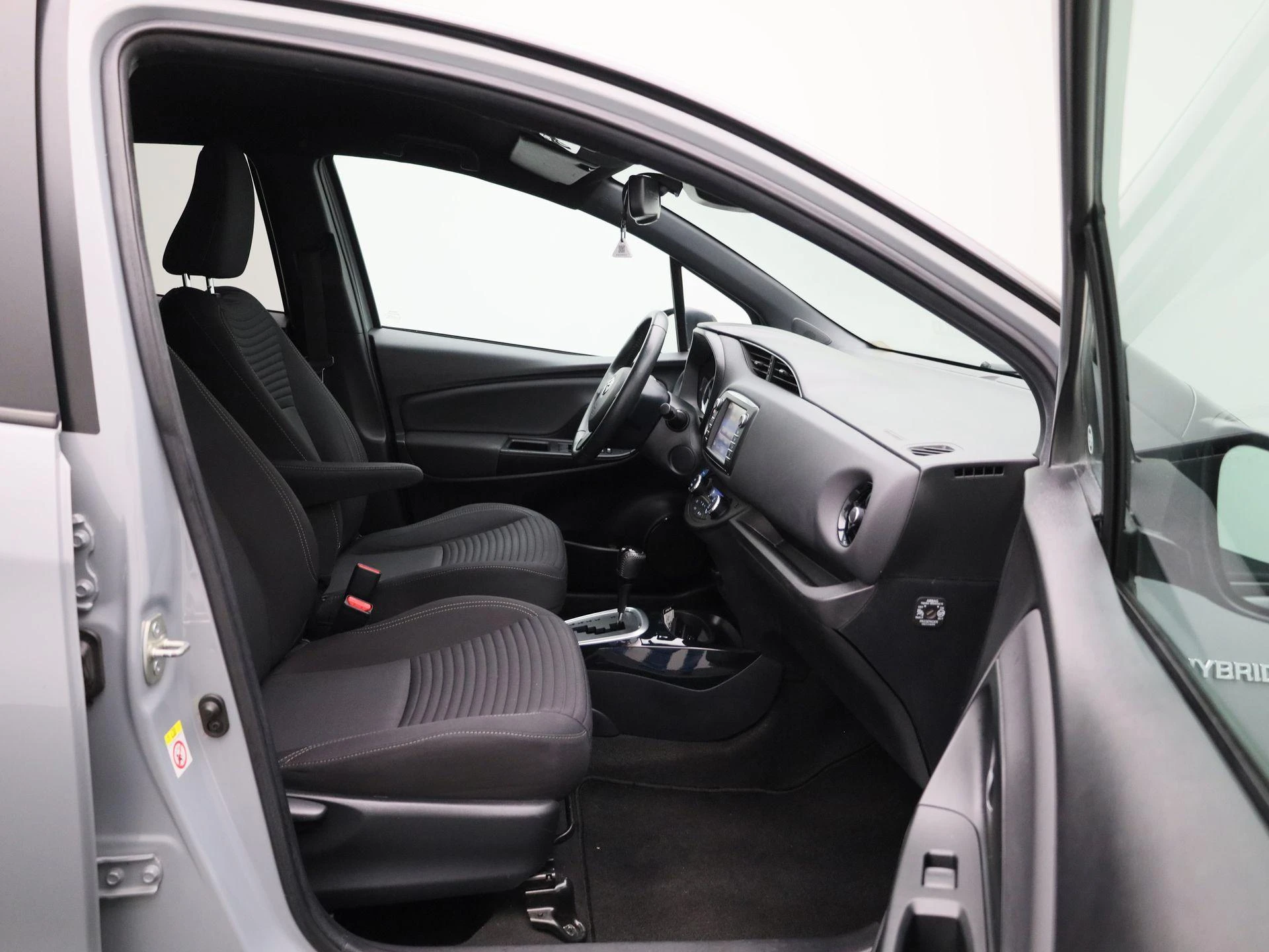 Toyota-Yaris-image-32