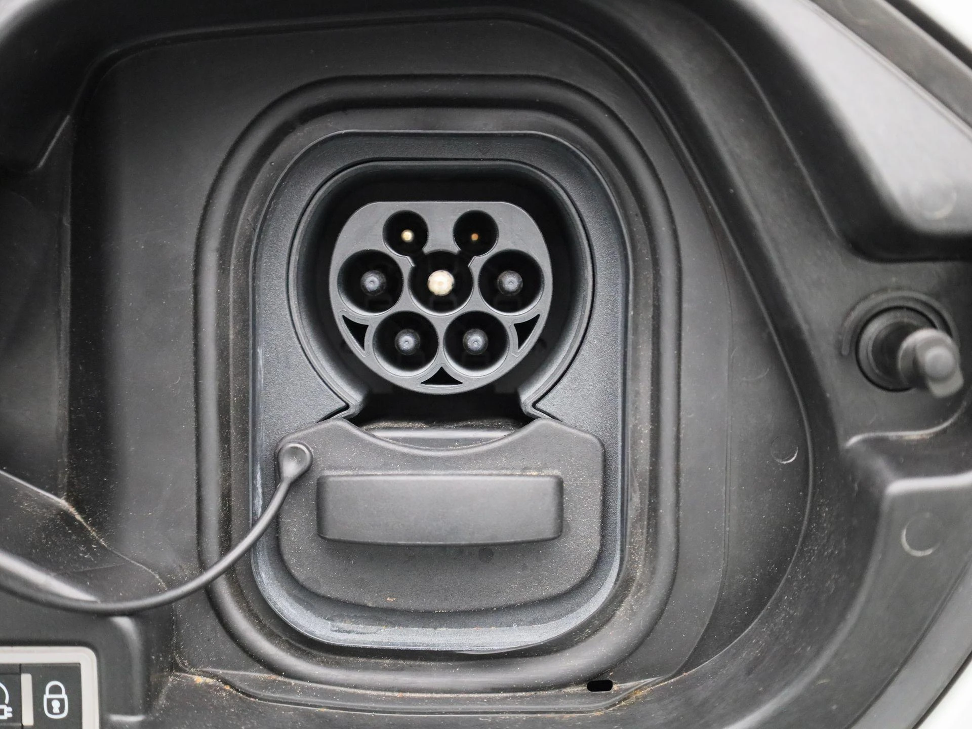 Opel-Corsa-e-image-12