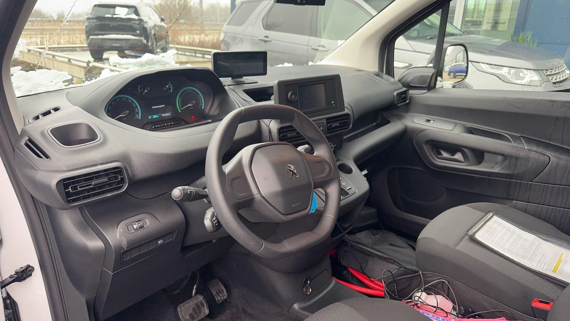 Peugeot-e-Partner-image-7